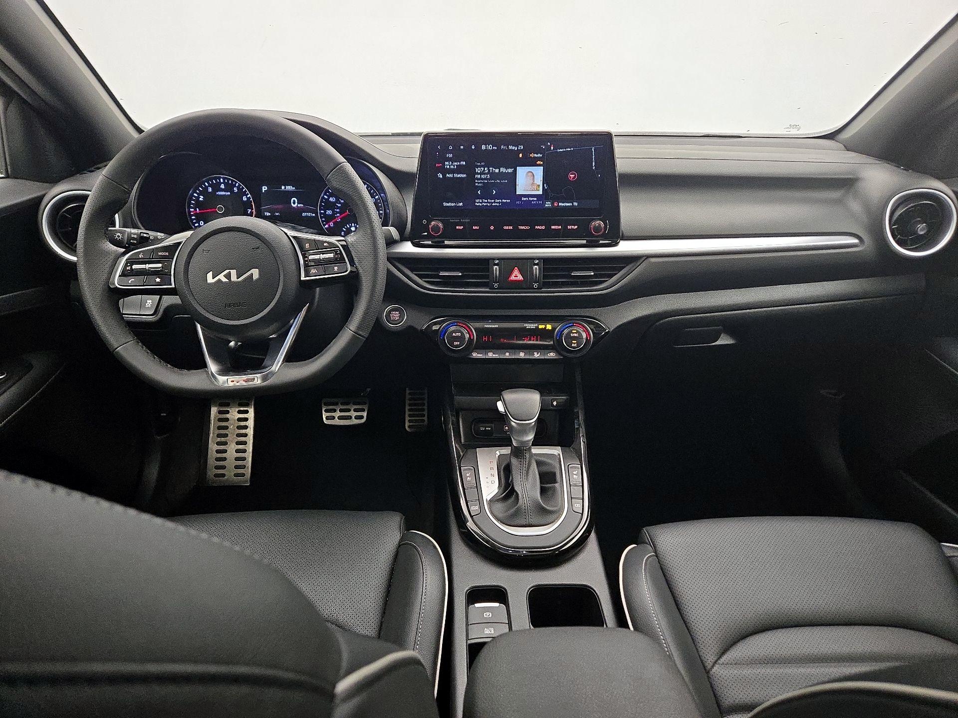 Thumbnail: 2024 Kia Forte - 9
