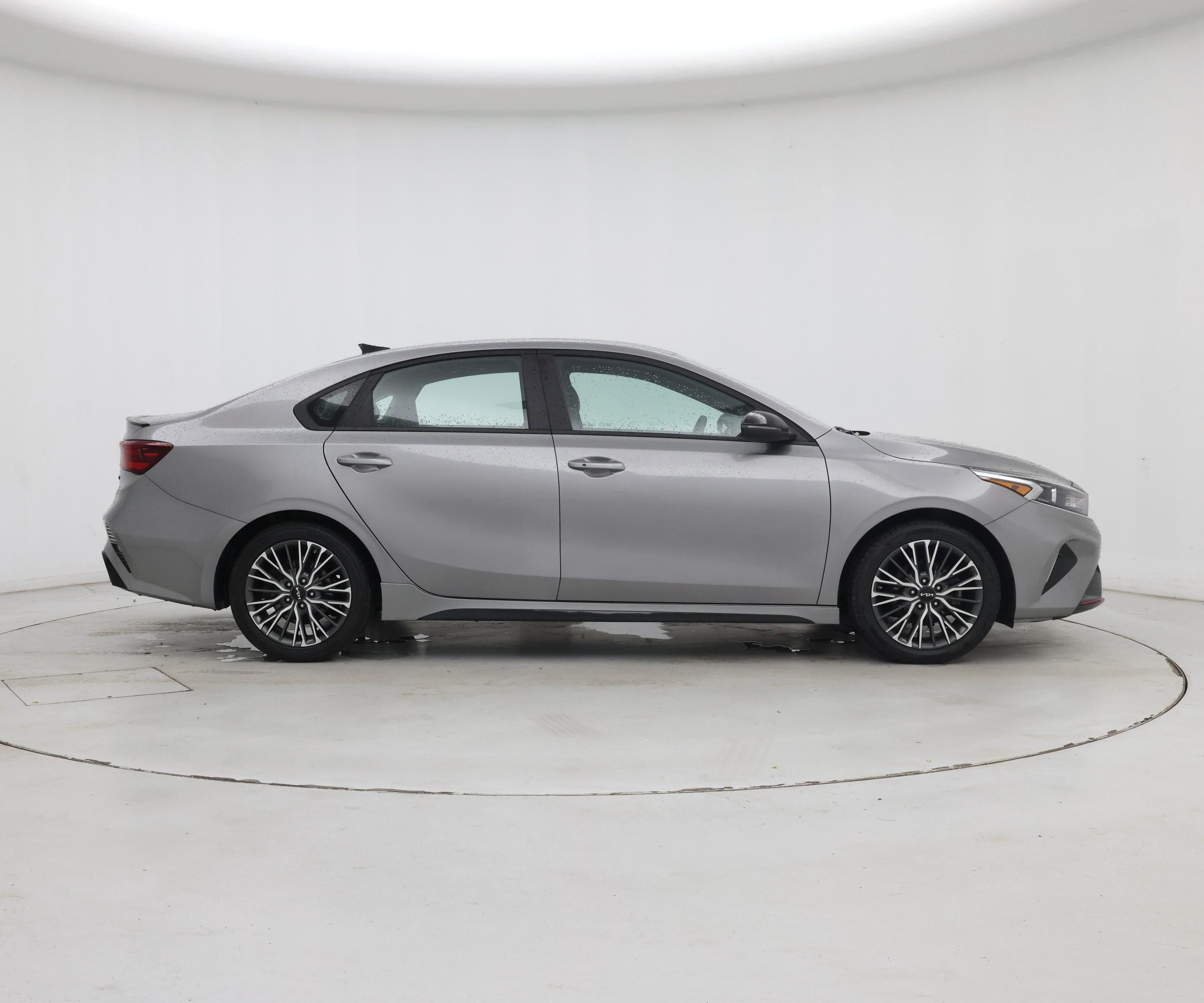 Thumbnail: 2024 Kia Forte - 7