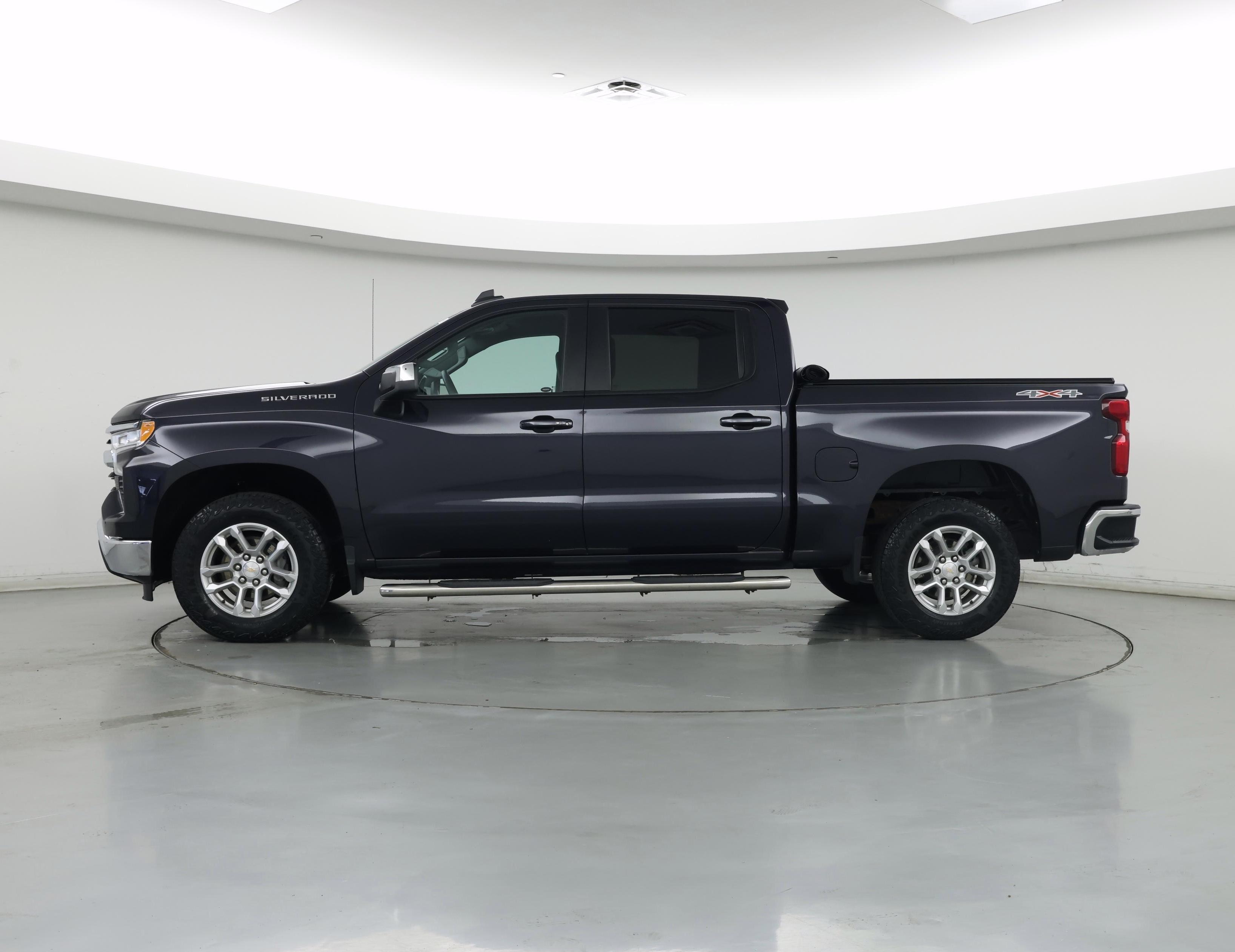 Thumbnail: 2023 Chevrolet Silverado 1500 - 3