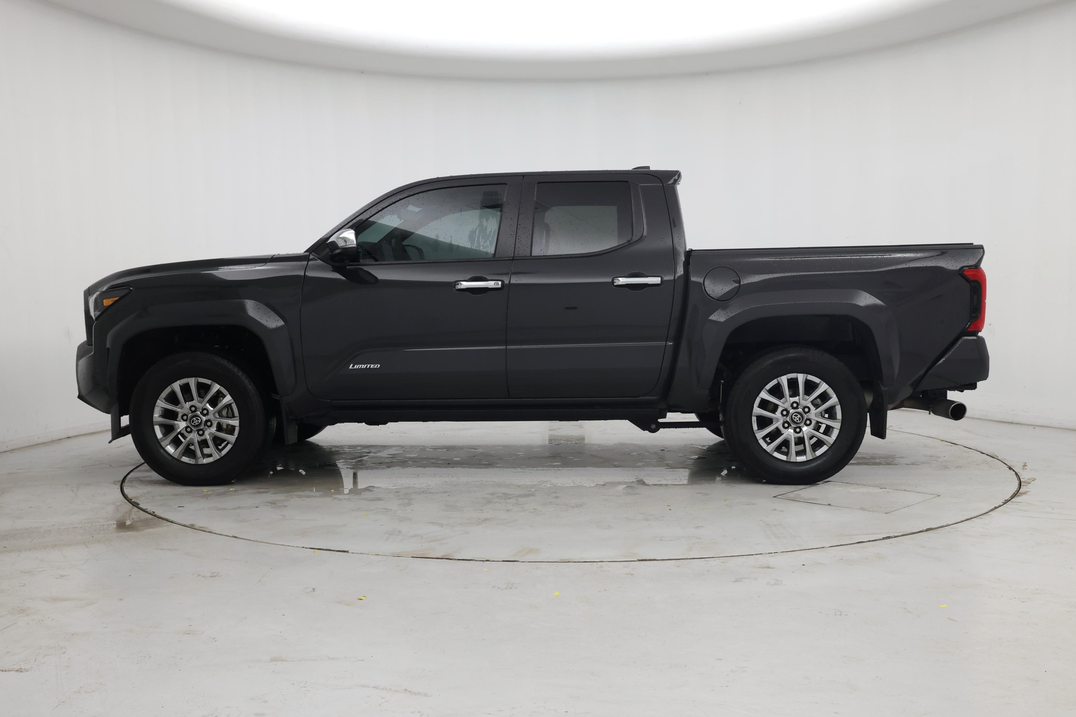 Thumbnail: 2025 Toyota Tacoma - 3