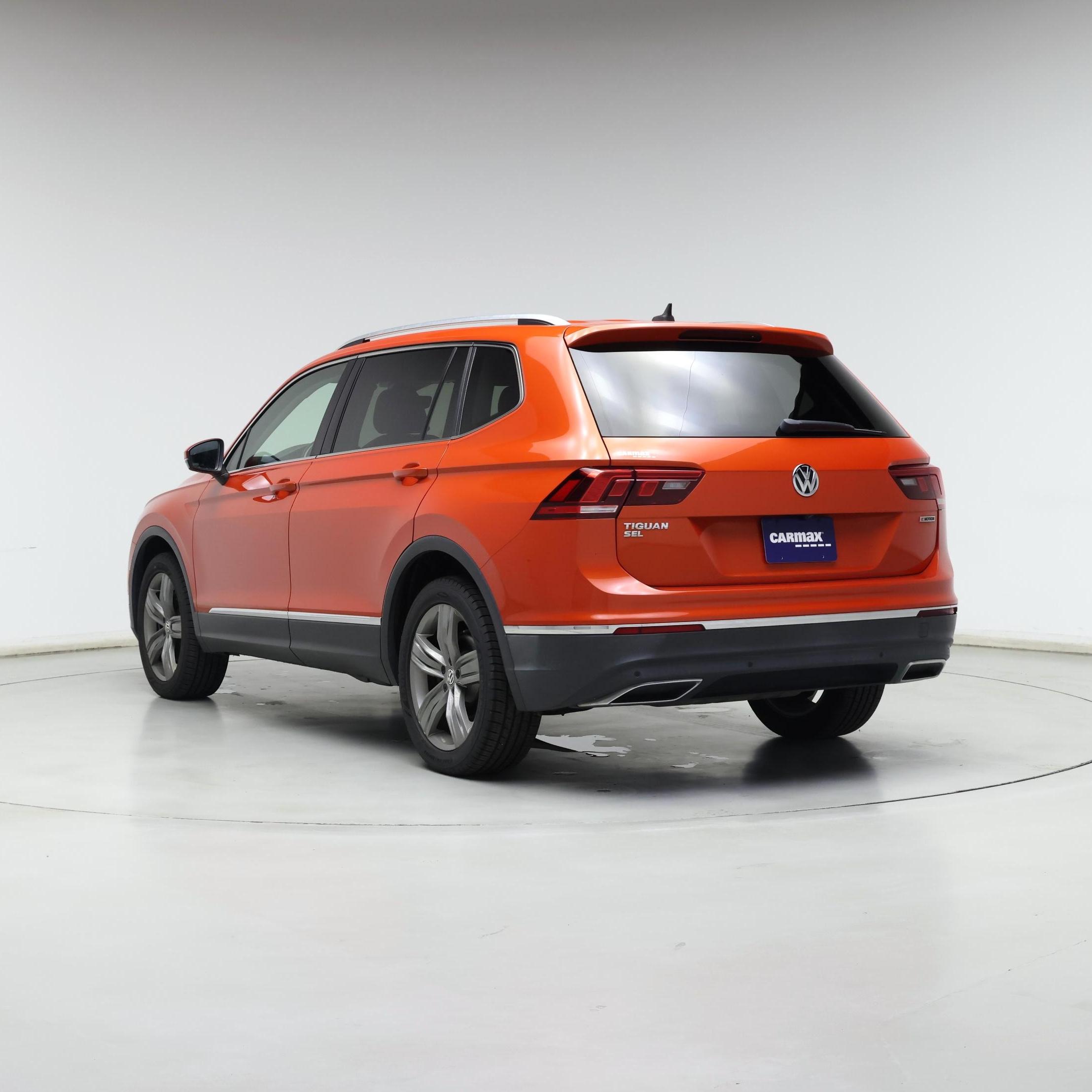 Thumbnail: 2019 Volkswagen Tiguan - 2