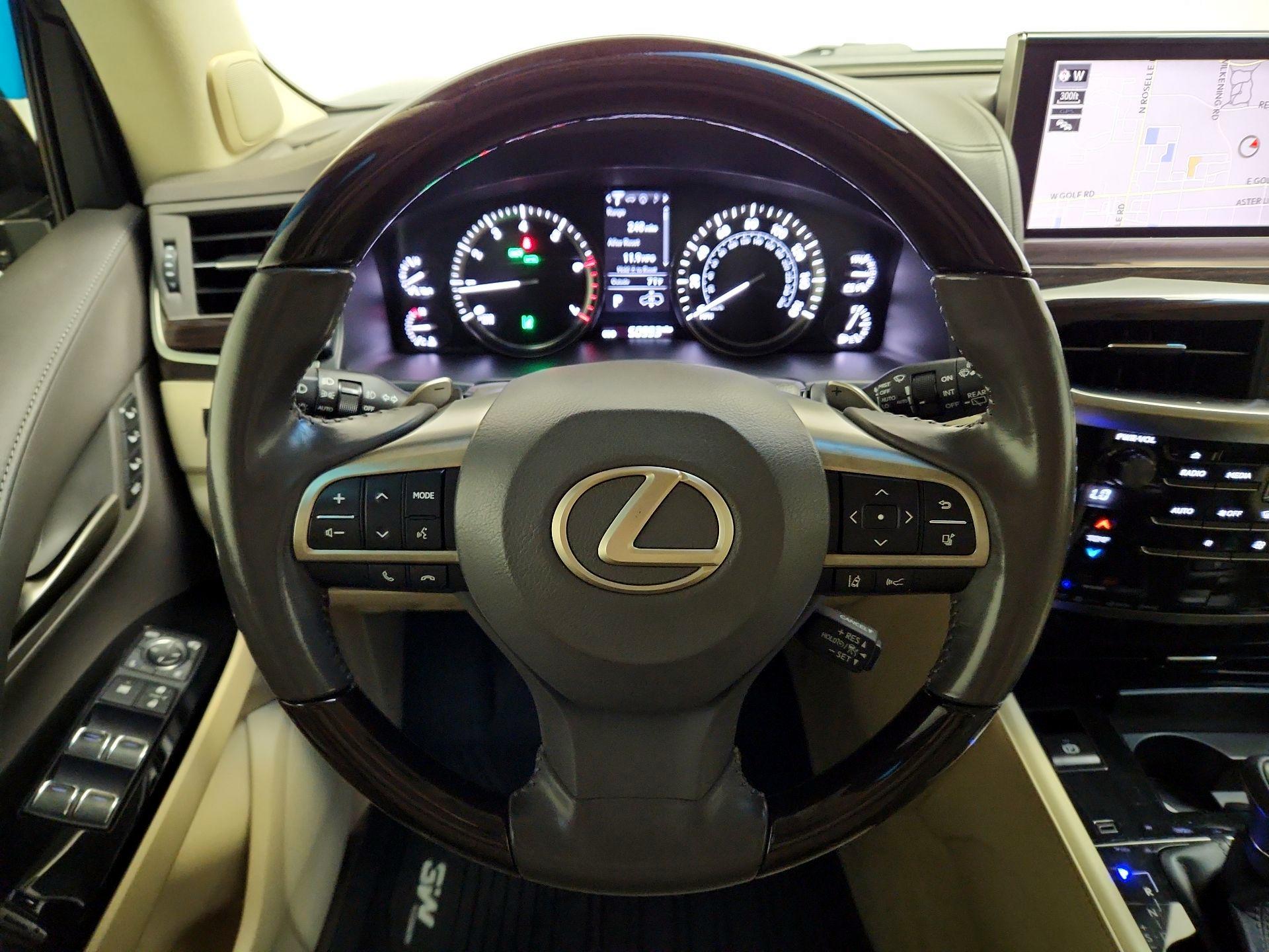 Thumbnail: 2018 Lexus LX - 10