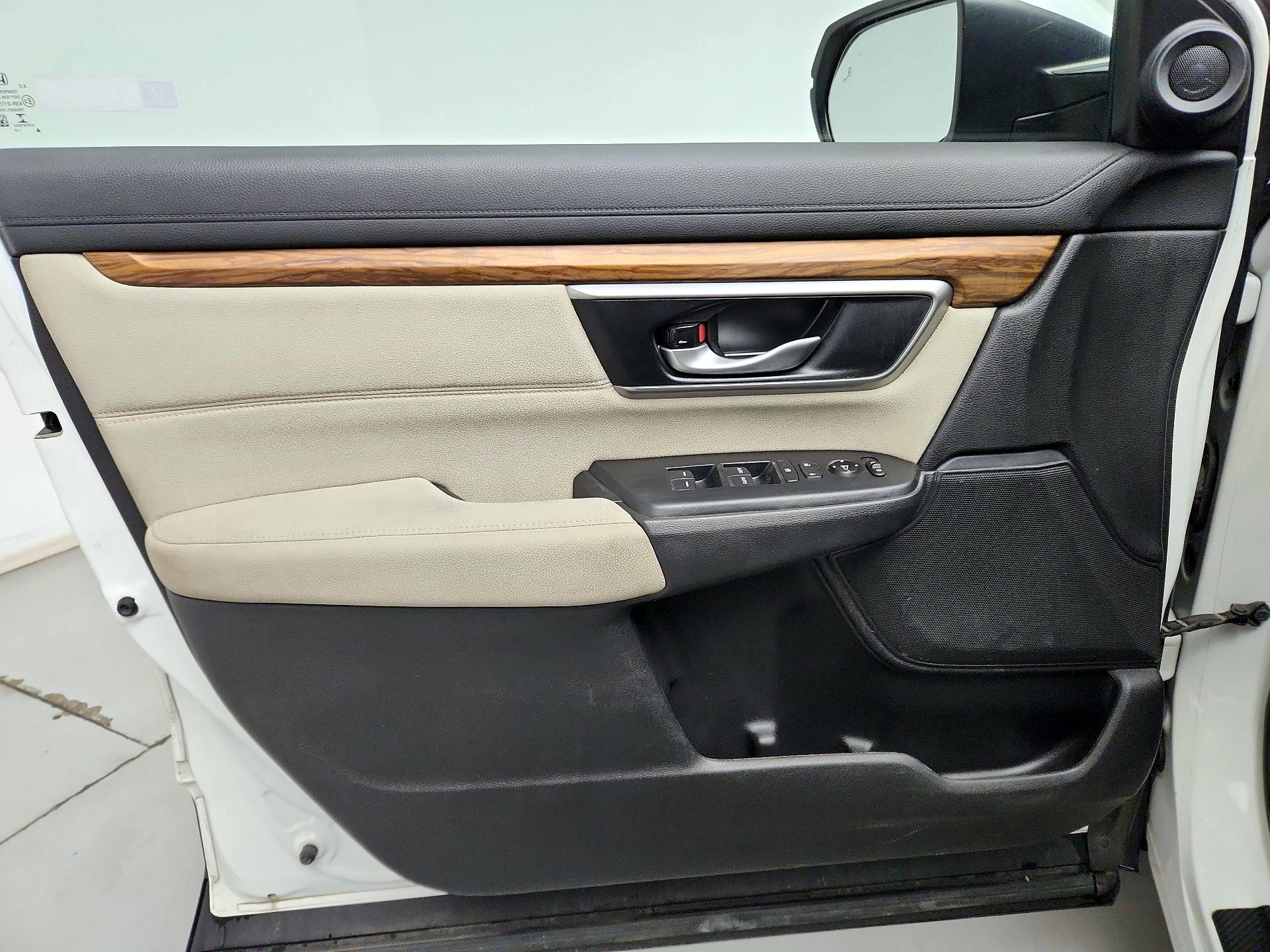 Thumbnail: 2018 Honda CR-V - 12