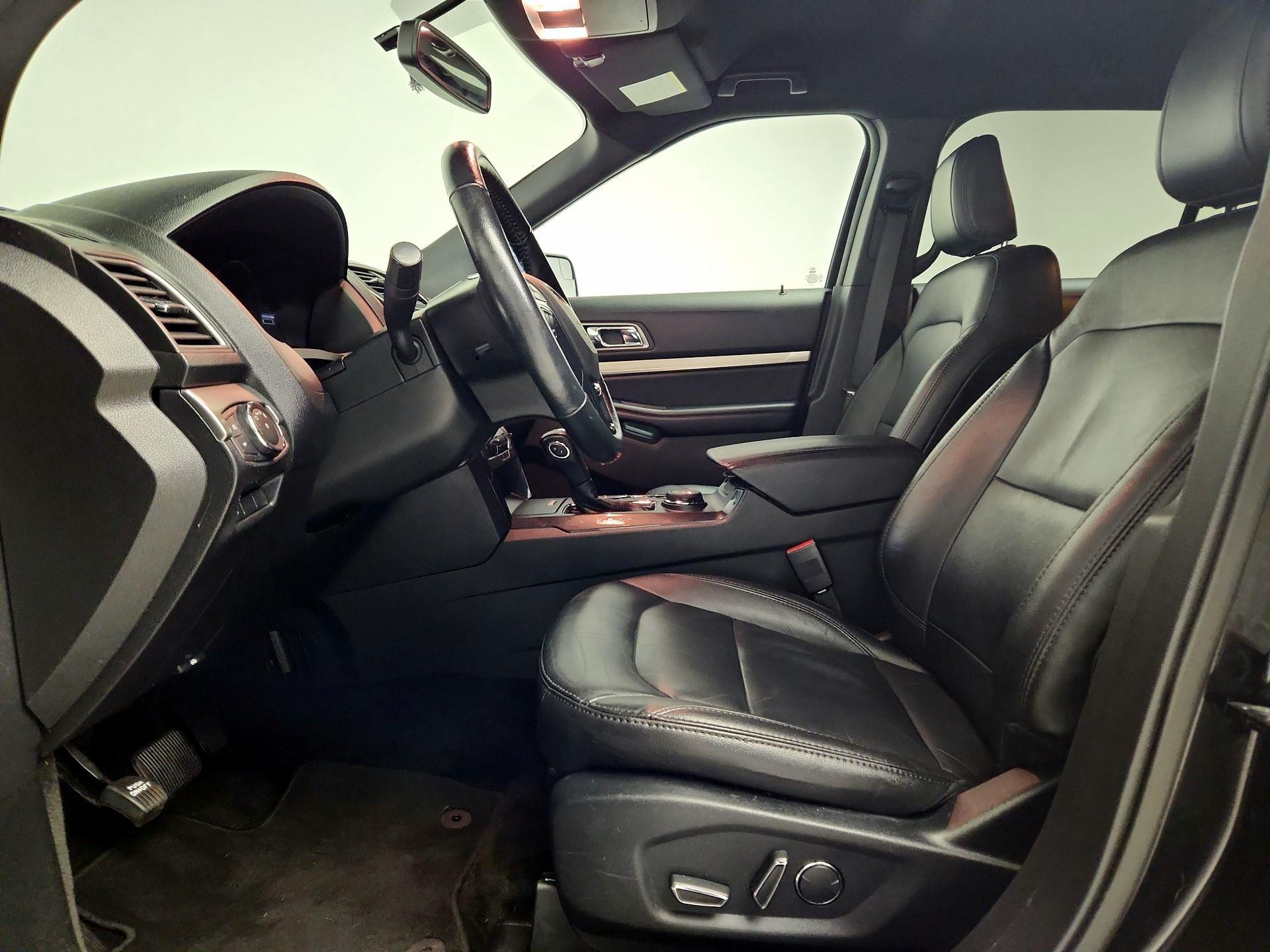 Thumbnail: 2018 Ford Explorer - 11