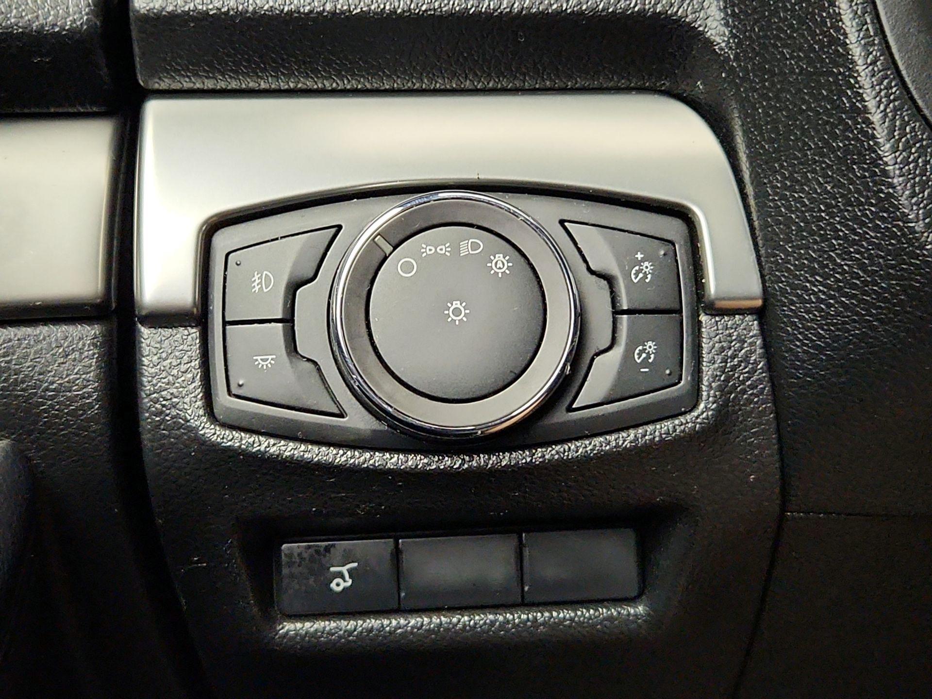 Thumbnail: 2018 Ford Explorer - 13