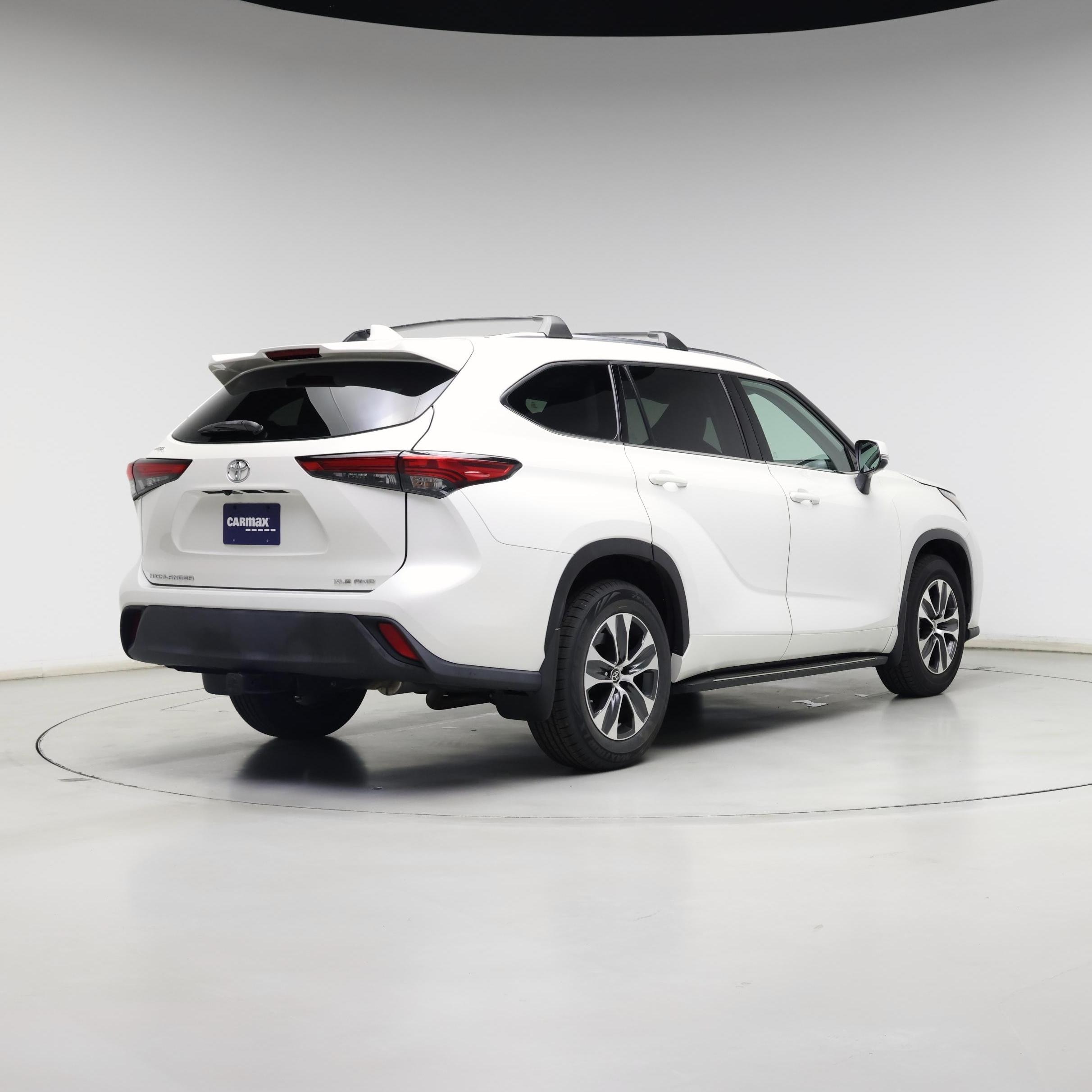 Thumbnail: 2021 Toyota Highlander - 8