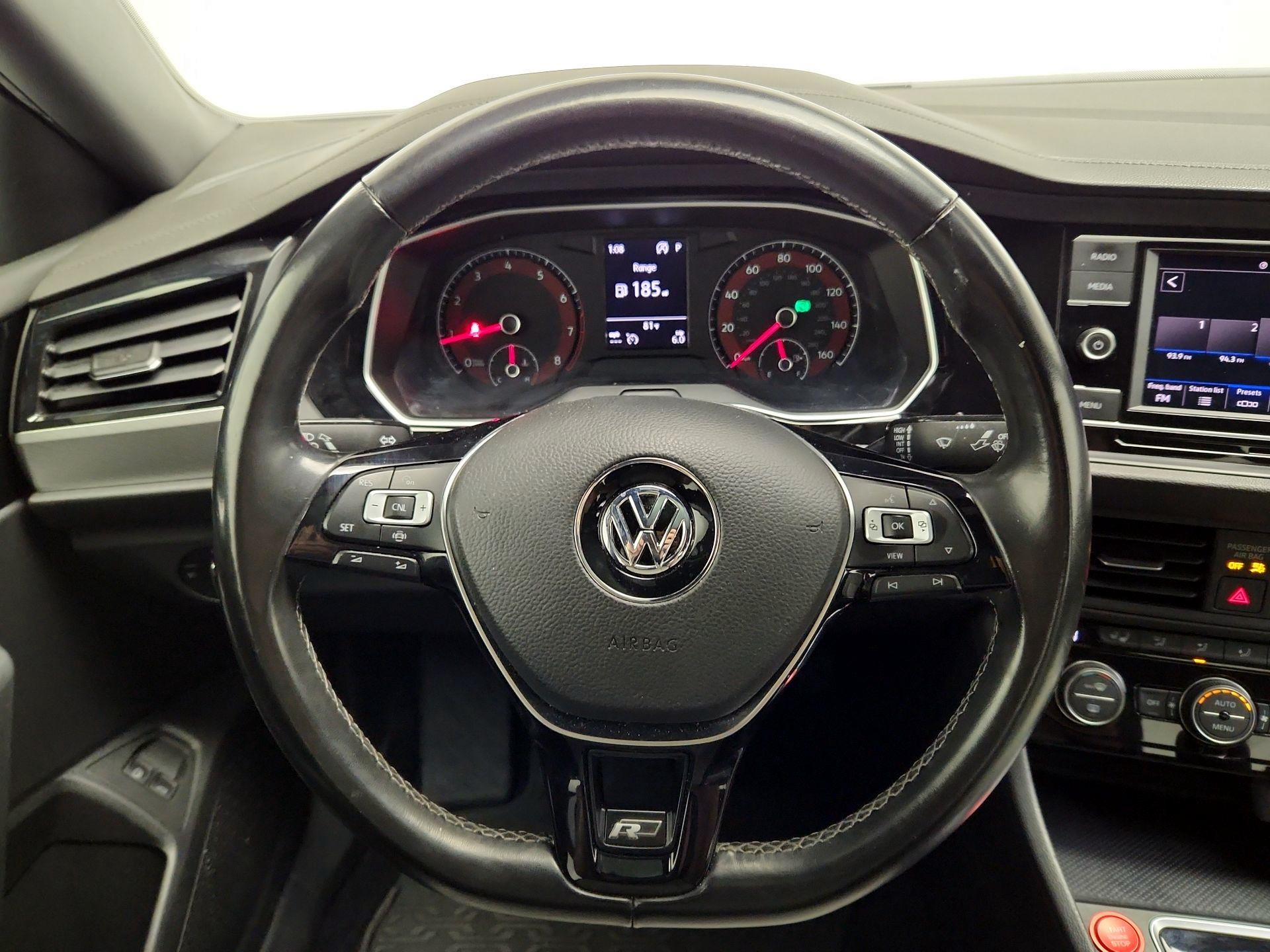 Thumbnail: 2021 Volkswagen Jetta - 10