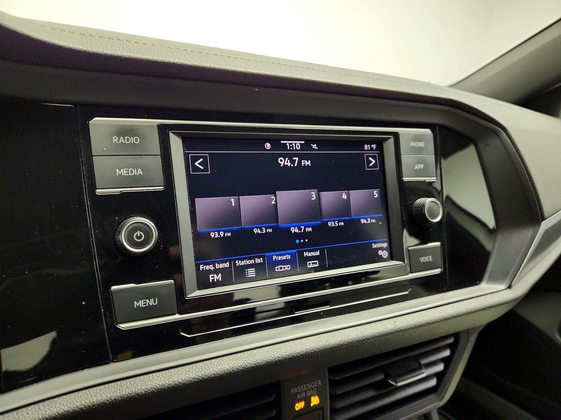 Thumbnail: 2021 Volkswagen Jetta - 15