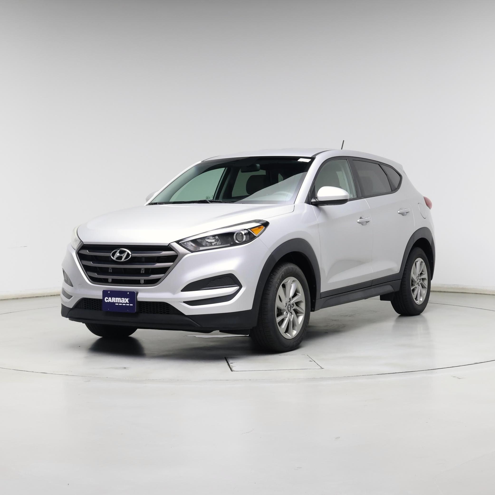 Thumbnail: 2016 Hyundai Tucson - 4