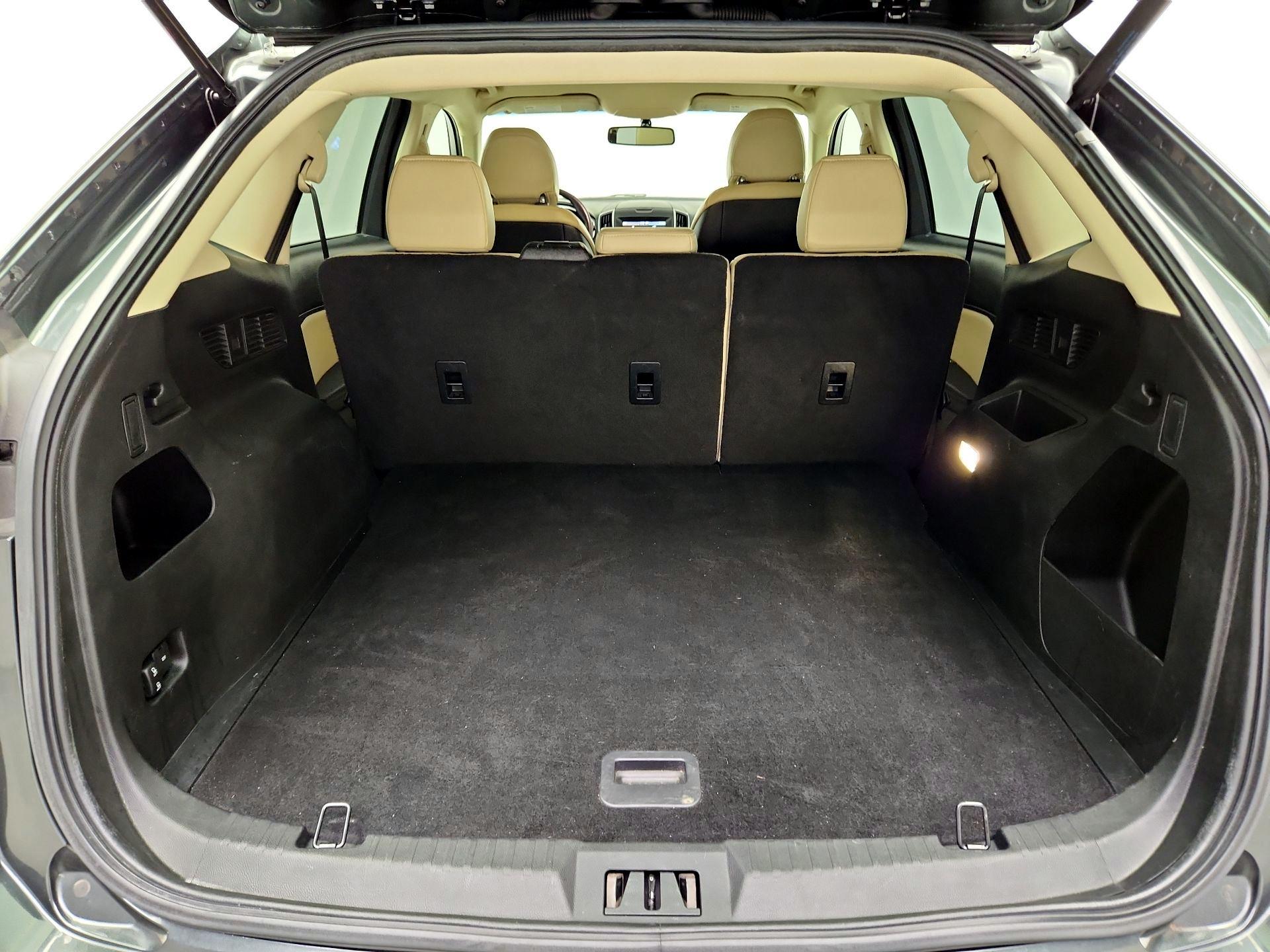 Thumbnail: 2015 Ford Edge - 20