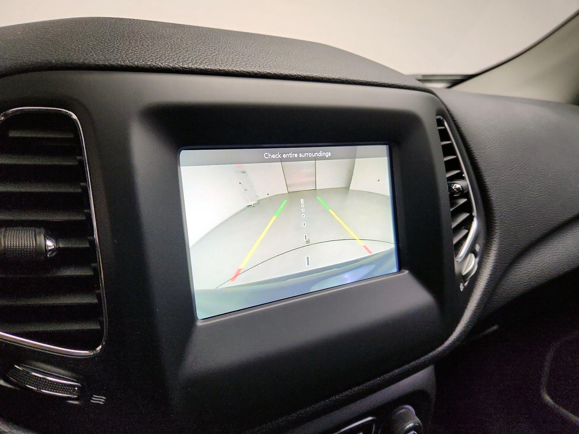 Thumbnail: 2019 Jeep Compass - 14