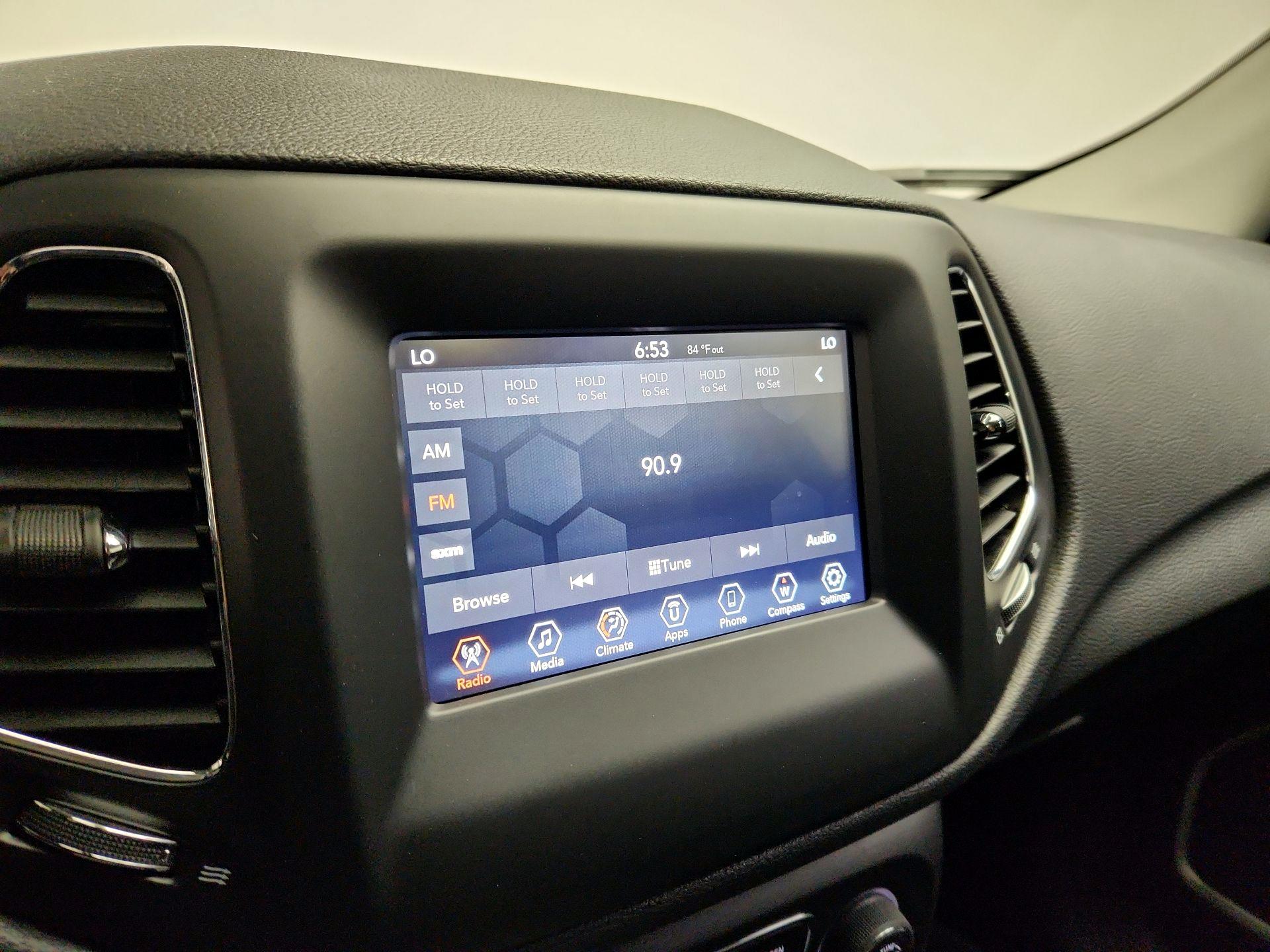 Thumbnail: 2019 Jeep Compass - 15