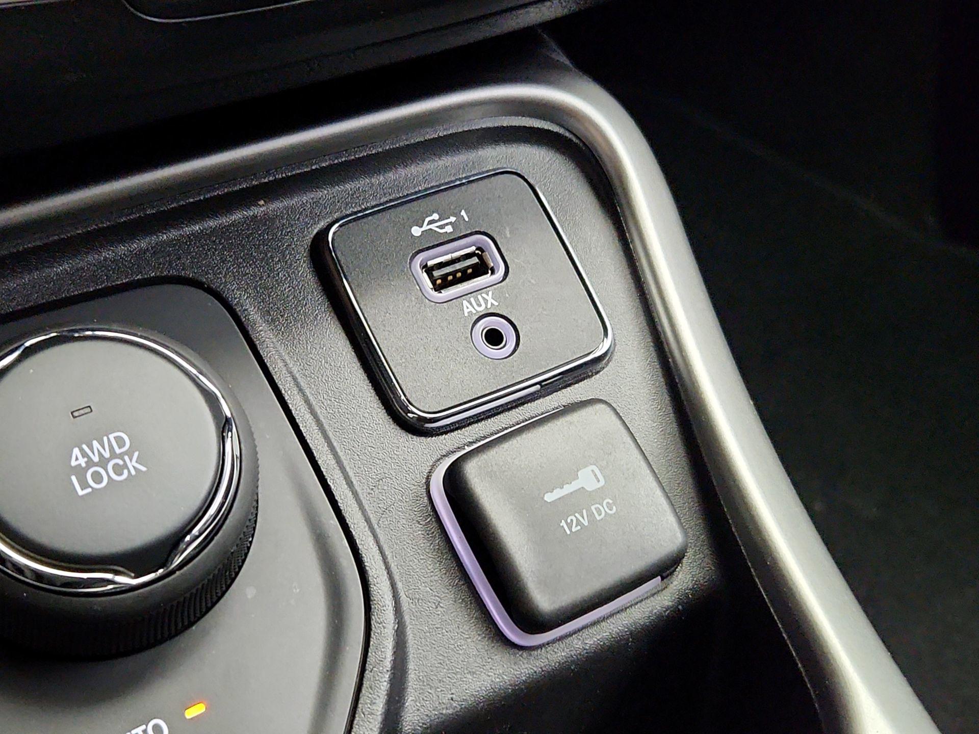 Thumbnail: 2019 Jeep Compass - 18