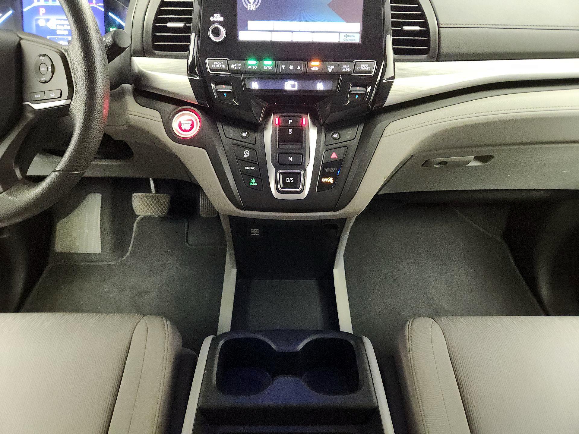 Thumbnail: 2020 Honda Odyssey - 17