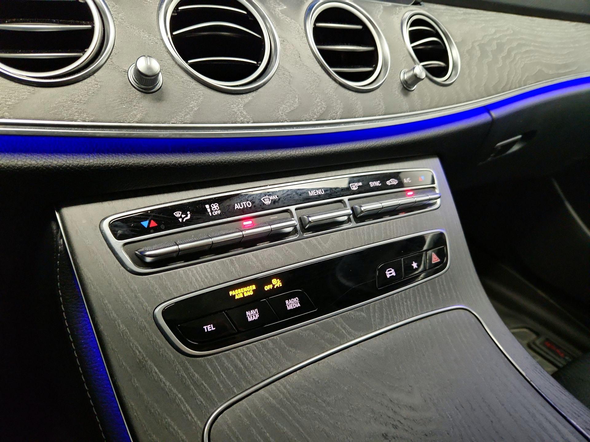 Thumbnail: 2021 Mercedes-Benz E-Class - 17