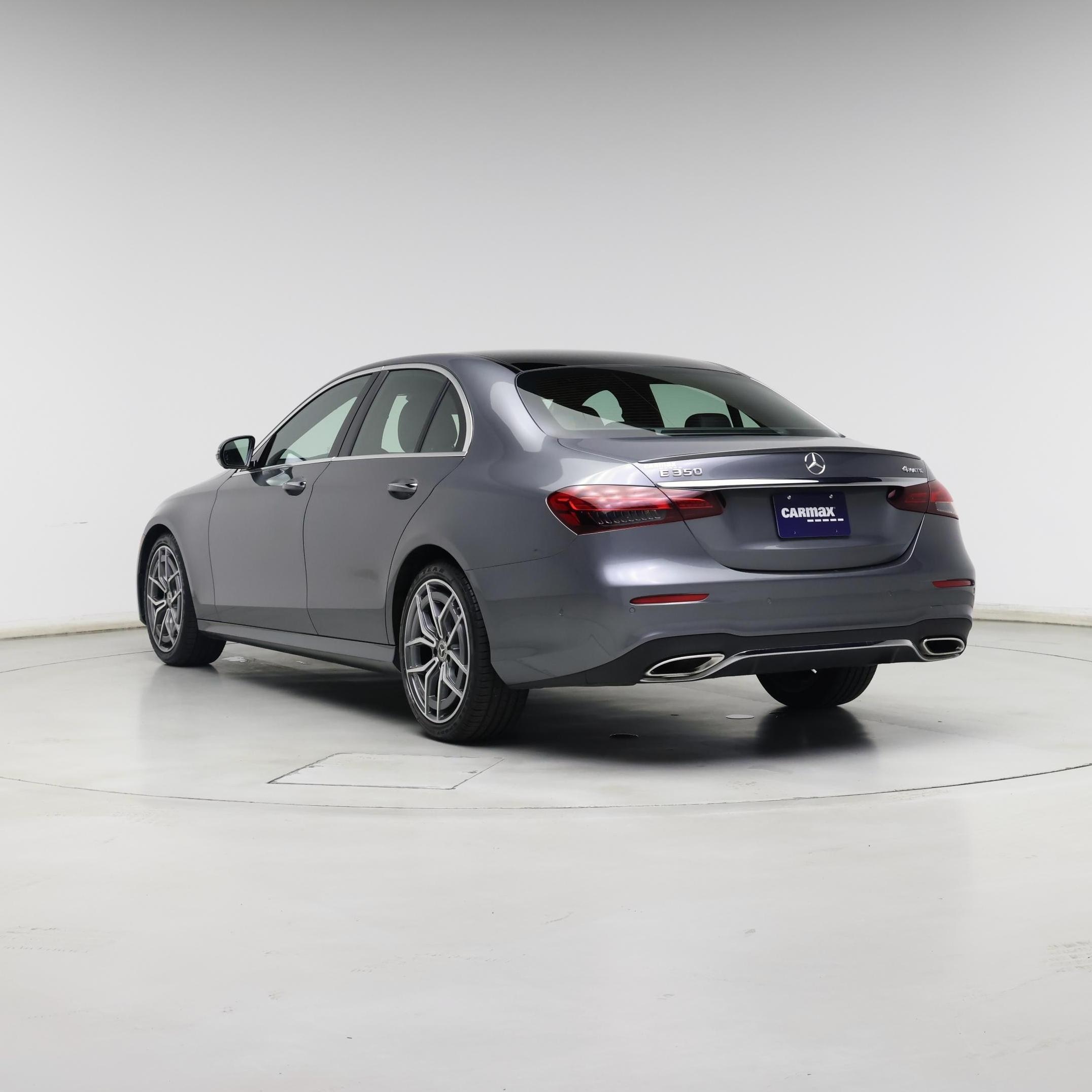 Thumbnail: 2021 Mercedes-Benz E-Class - 2