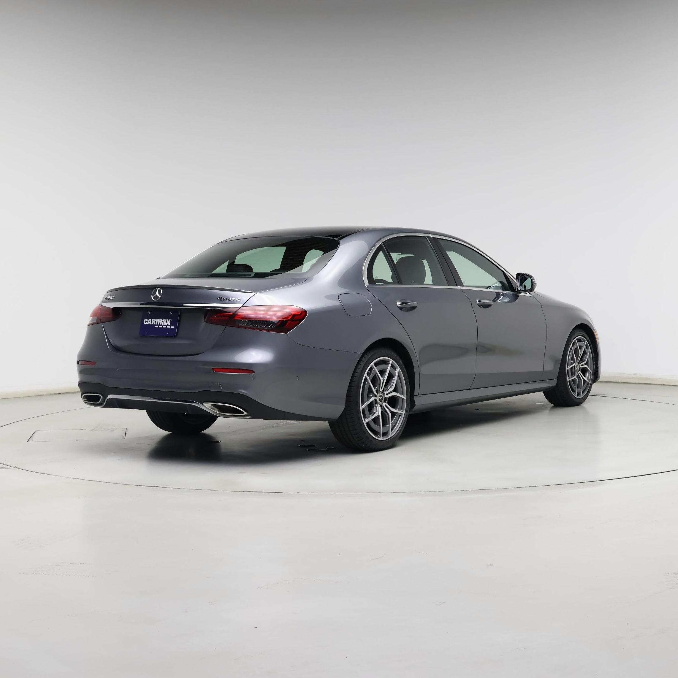 Thumbnail: 2021 Mercedes-Benz E-Class - 8