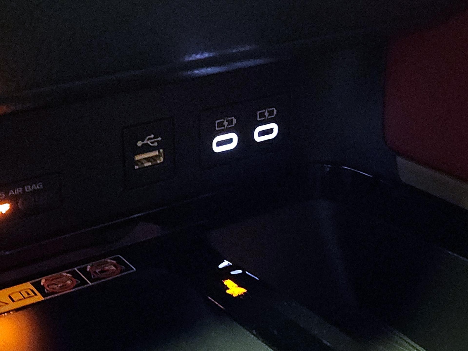 2025 Toyota Camry XSE - Photo 19