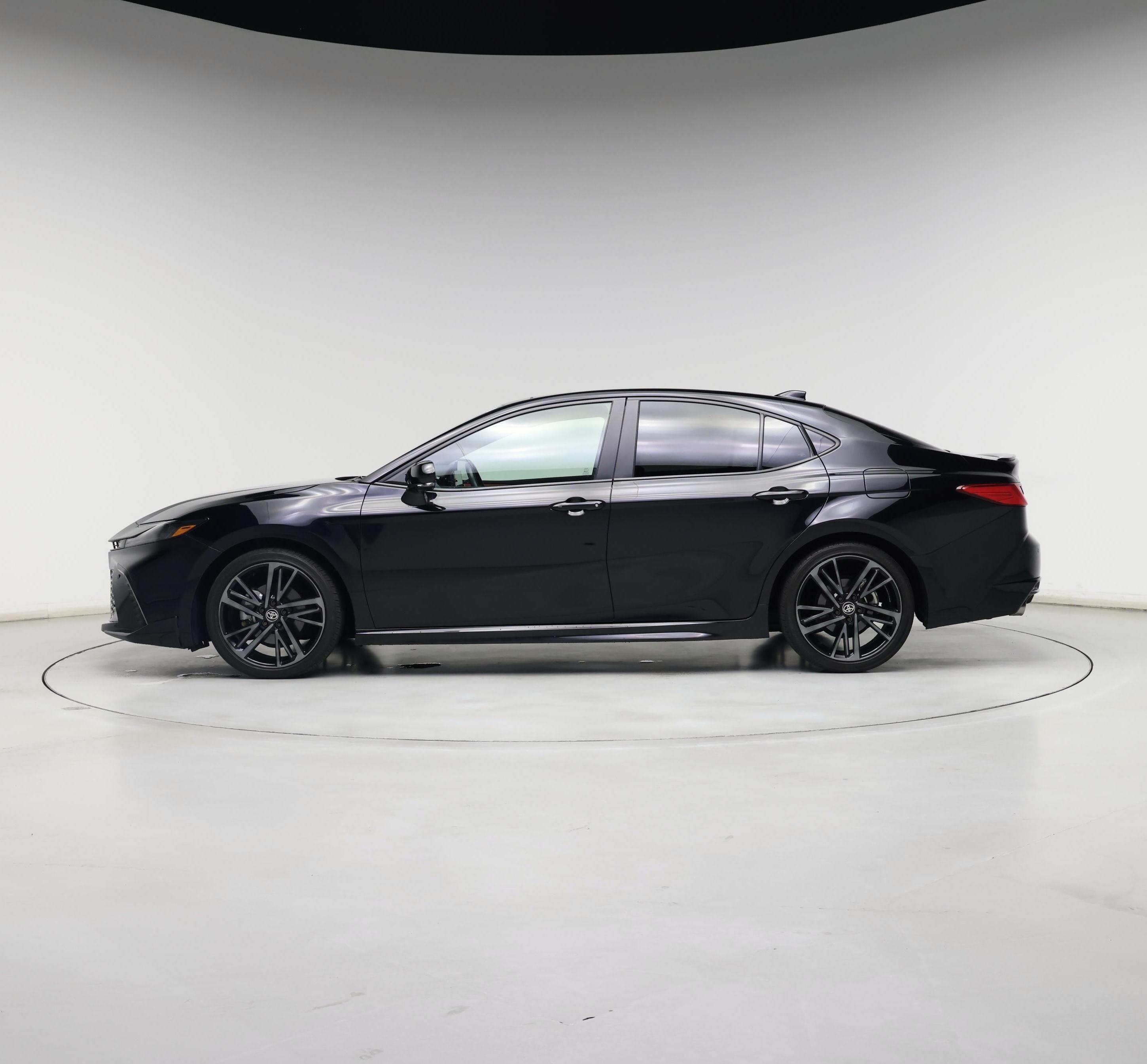 Thumbnail: 2025 Toyota Camry - 3