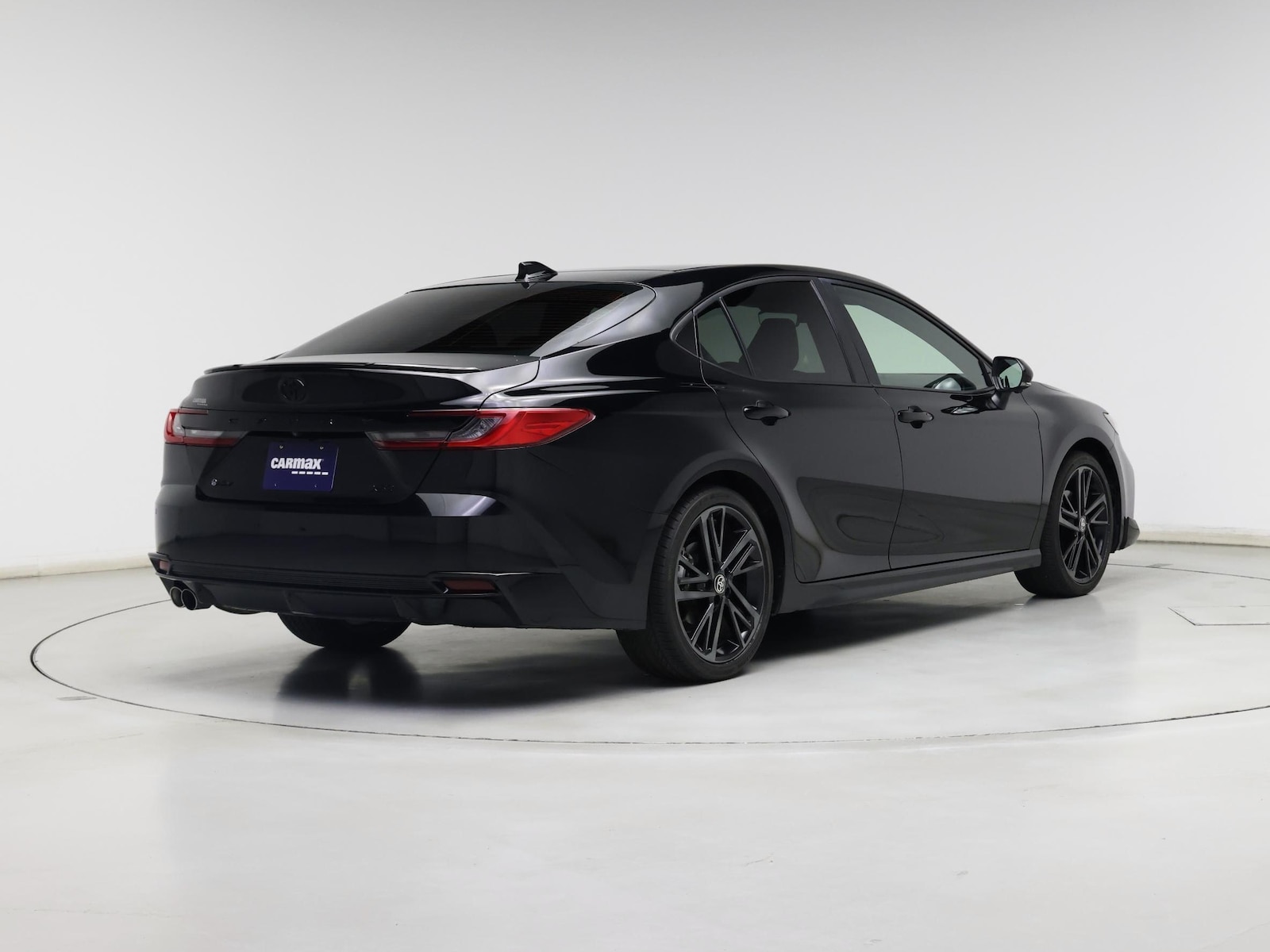 2025 Toyota Camry XSE - Photo 9