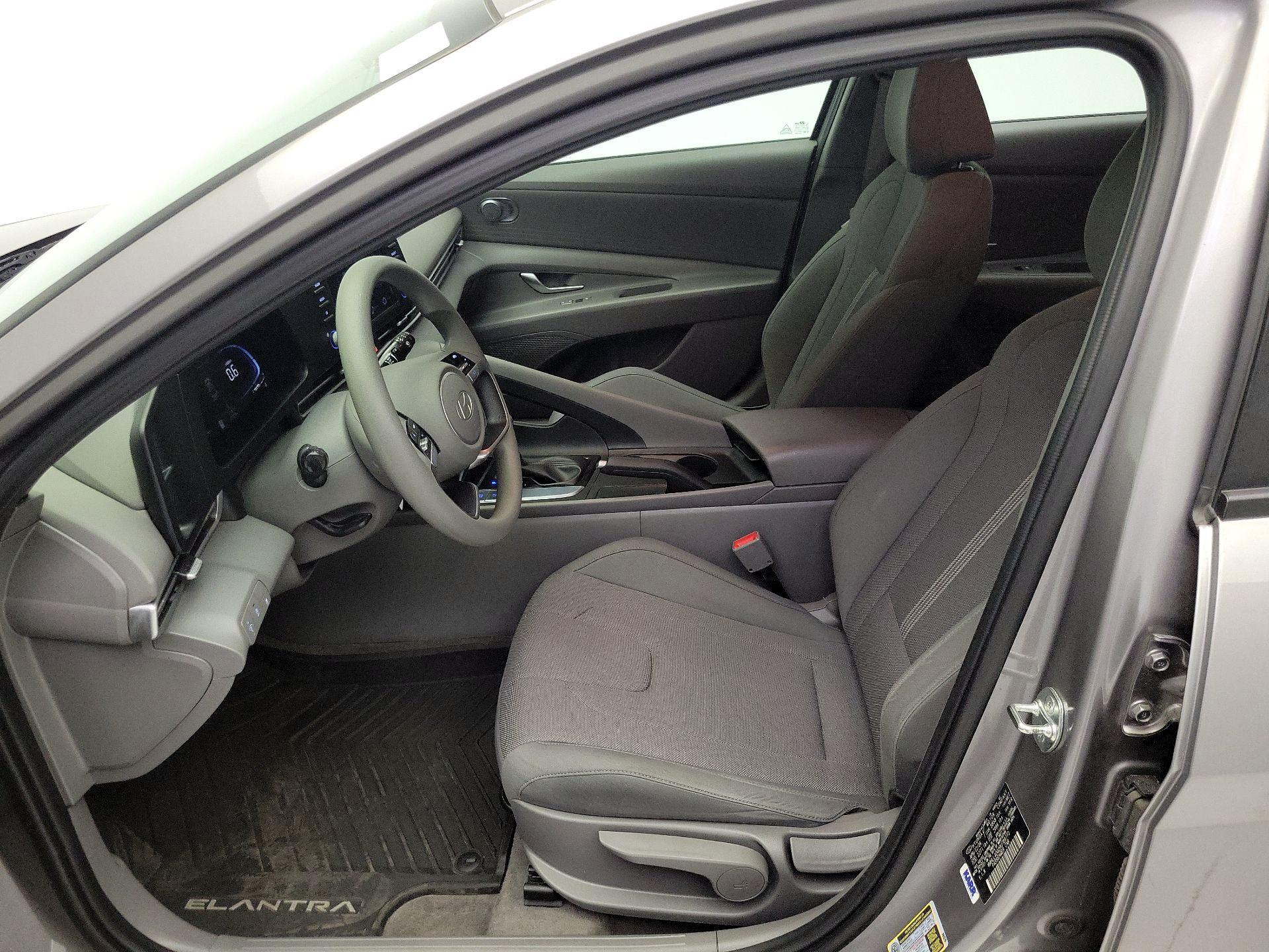 Thumbnail: 2024 Hyundai Elantra - 11