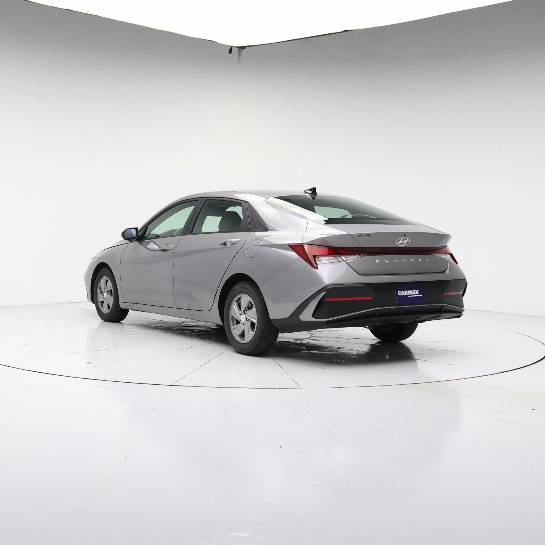 Thumbnail: 2024 Hyundai Elantra - 2