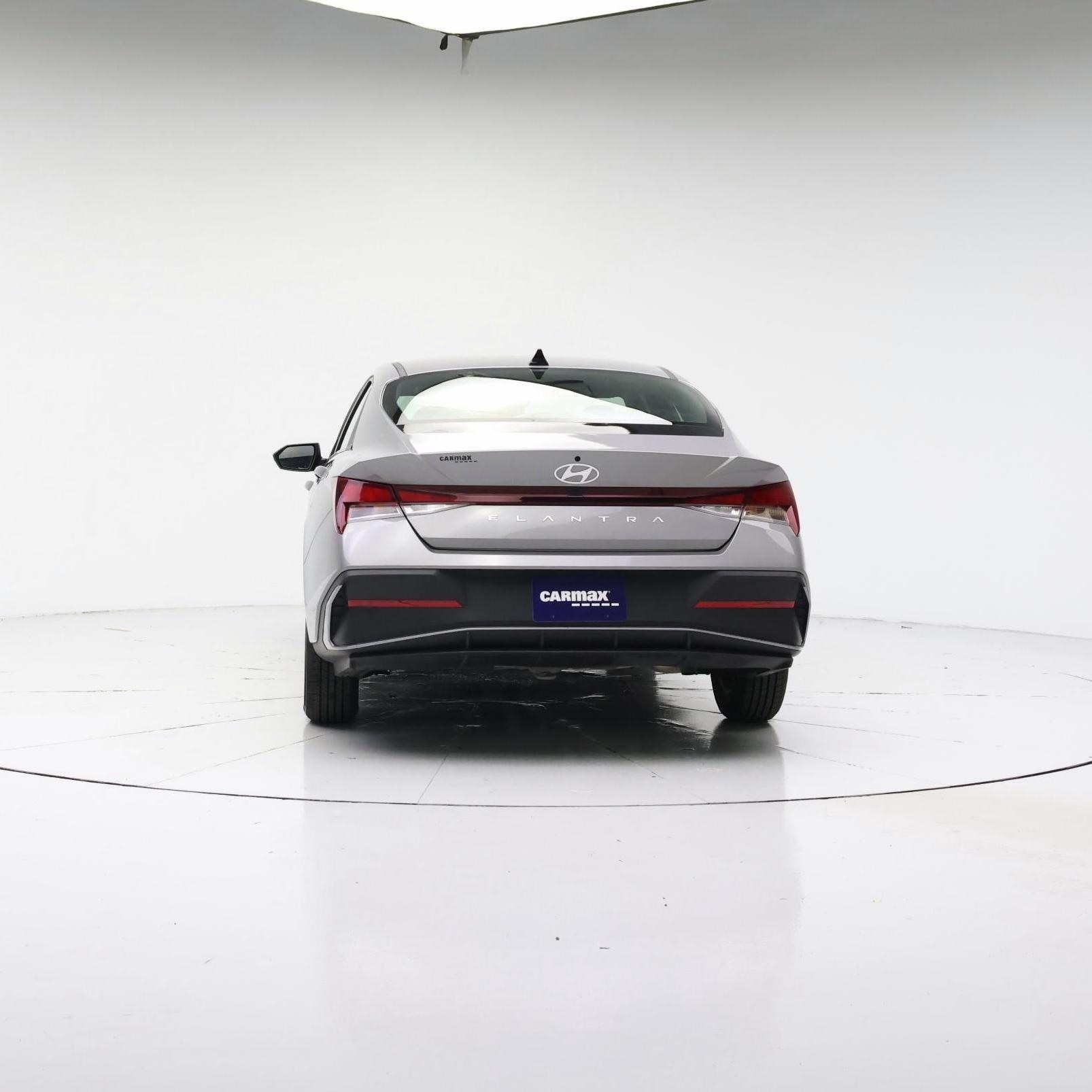 Thumbnail: 2024 Hyundai Elantra - 6