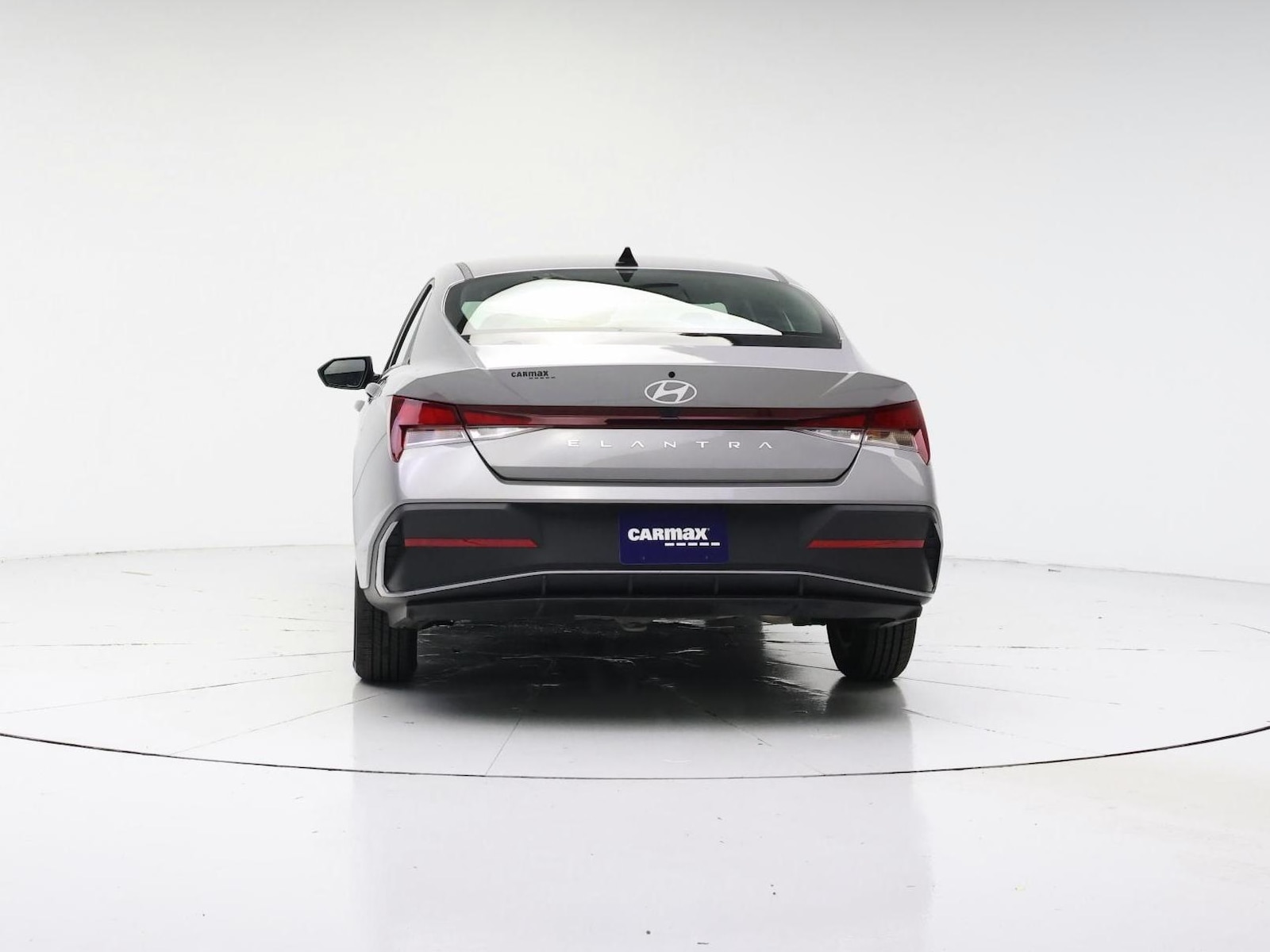 2024 Hyundai Elantra SE - Photo 7