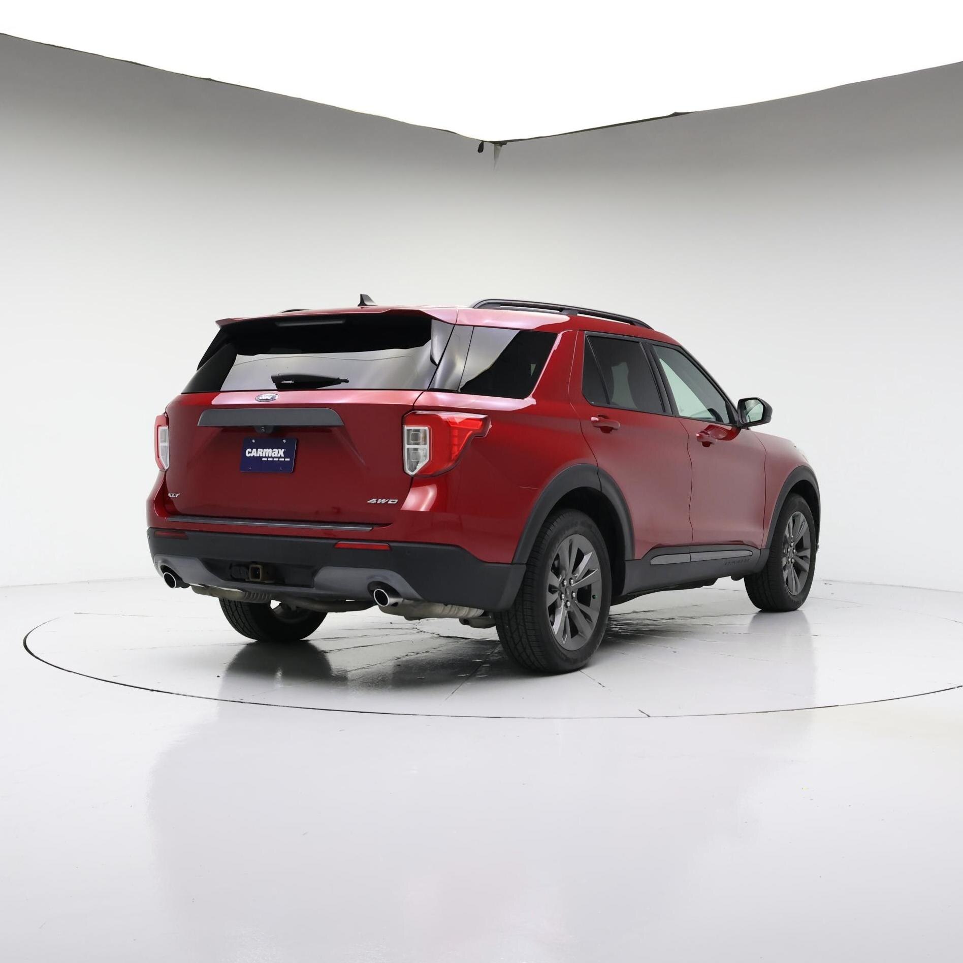 Thumbnail: 2021 Ford Explorer - 8