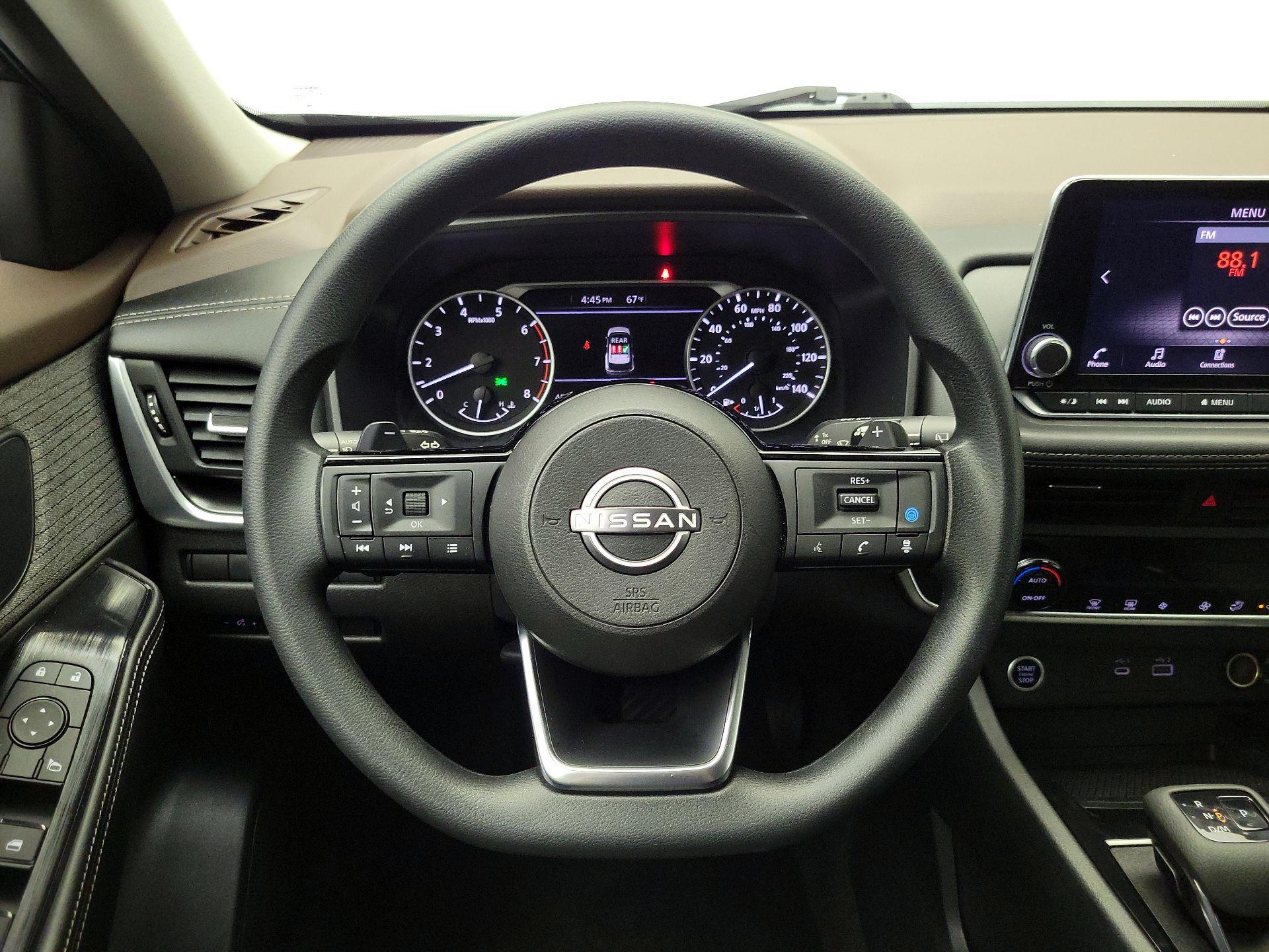 Thumbnail: 2023 Nissan Rogue - 10
