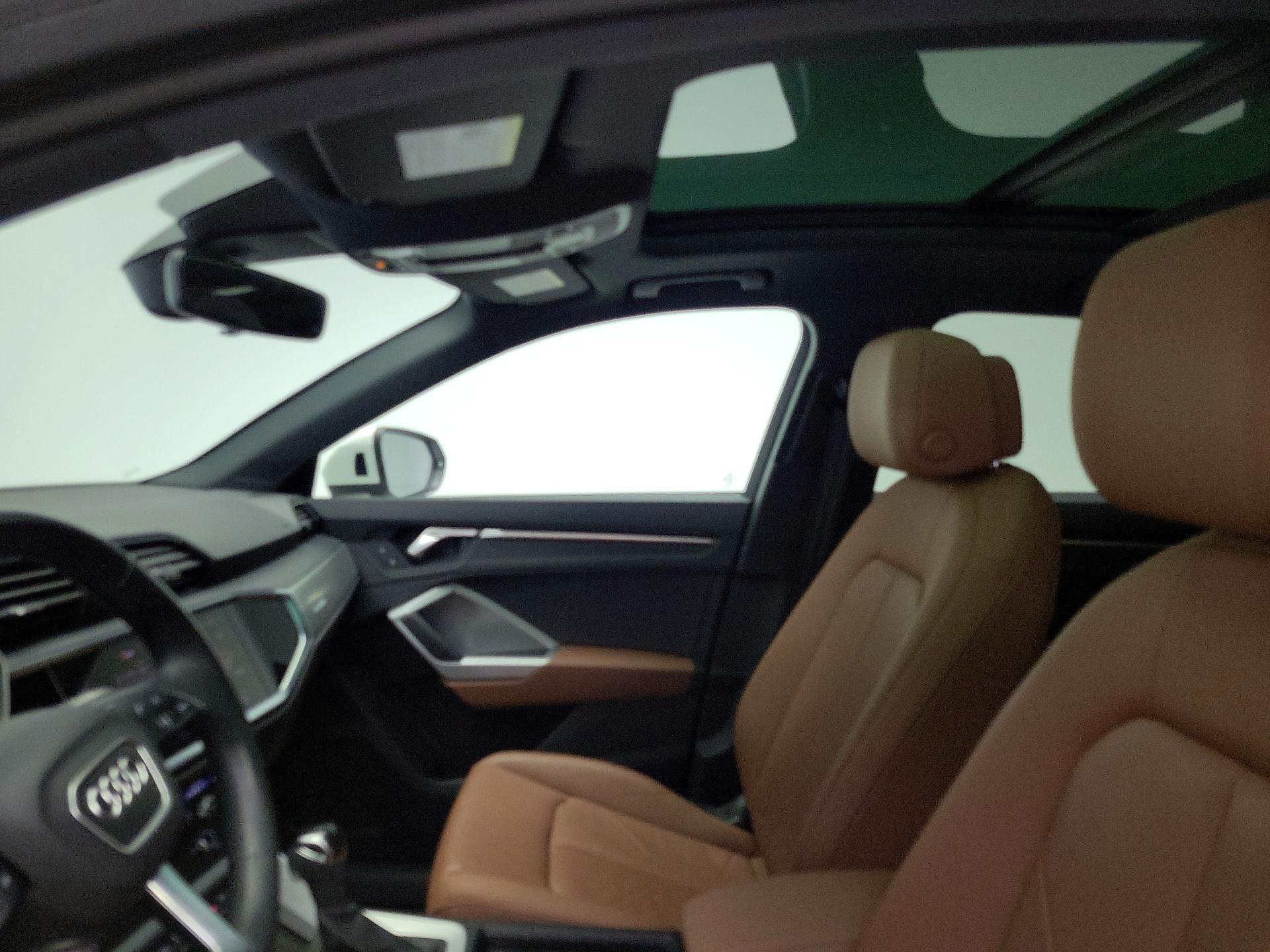 Thumbnail: 2023 Audi Q3 - 19