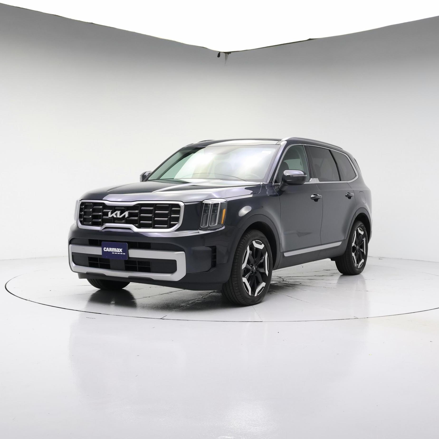 Thumbnail: 2023 Kia Telluride - 4