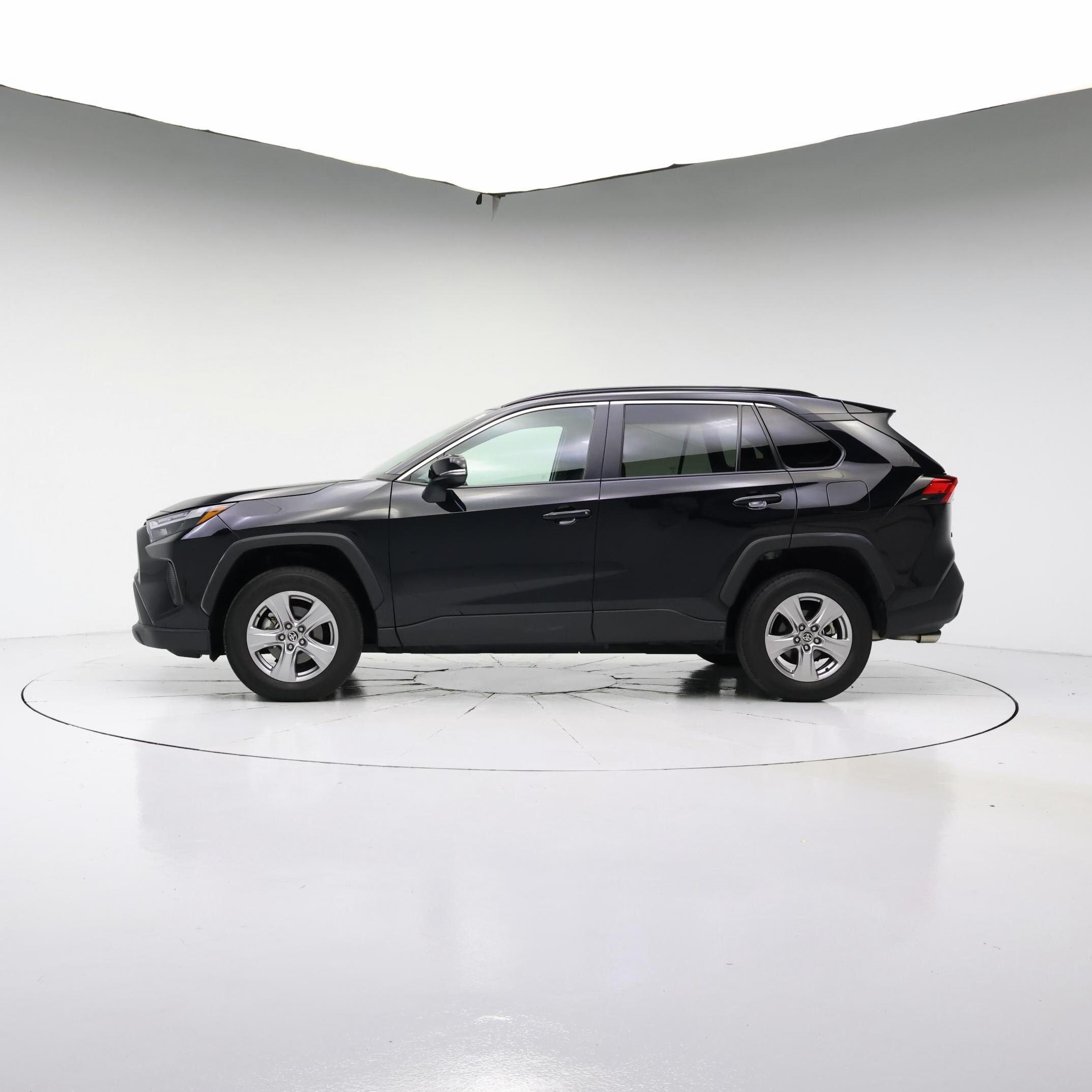 Thumbnail: 2023 Toyota RAV4 - 3