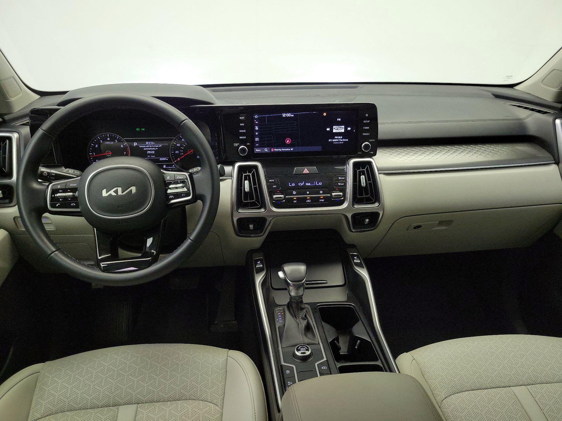 Thumbnail: 2023 Kia Sorento - 9