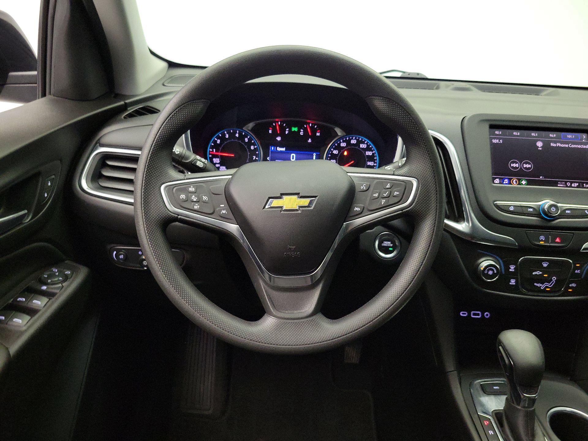 Thumbnail: 2022 Chevrolet Equinox - 10
