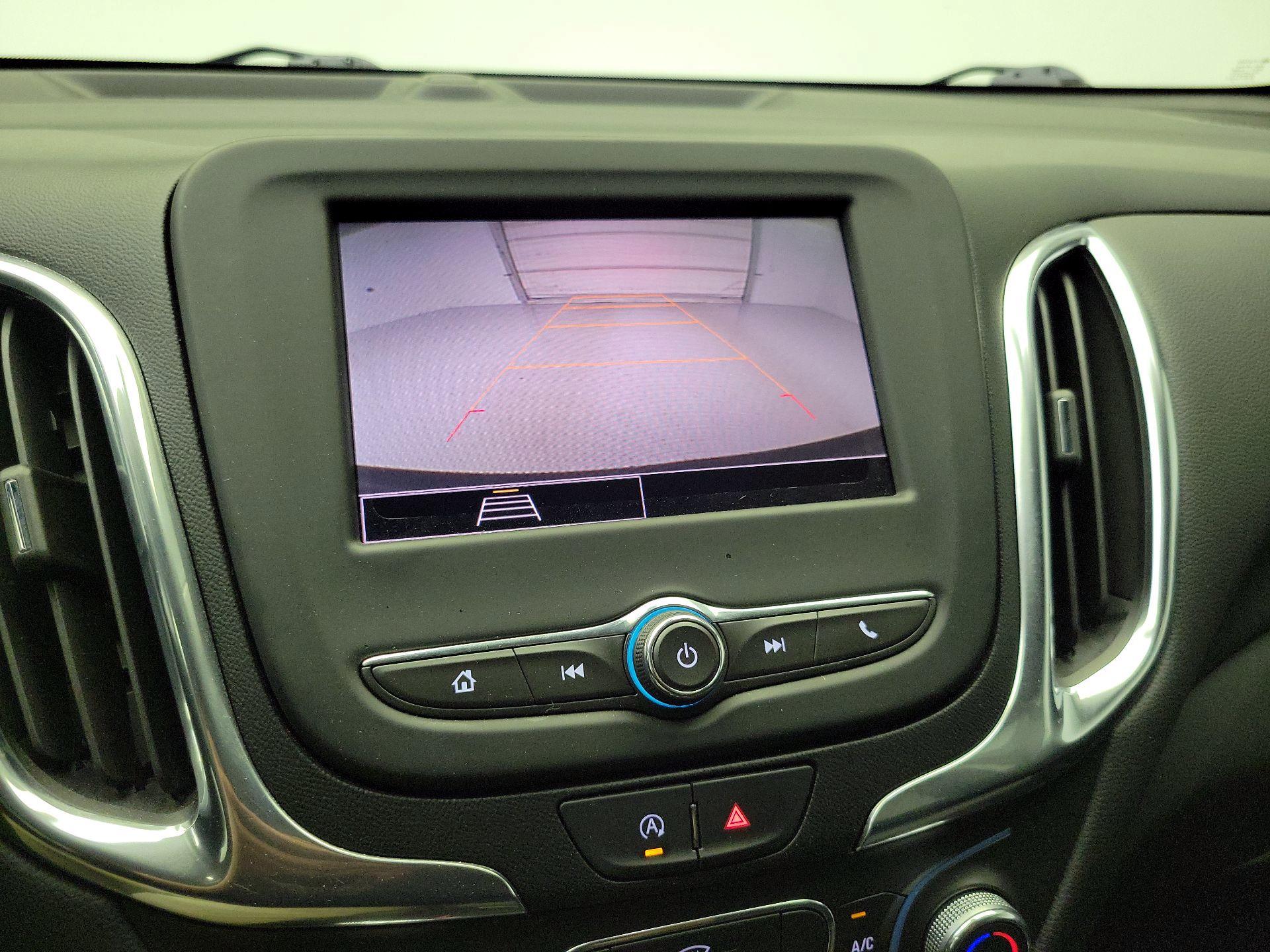 Thumbnail: 2022 Chevrolet Equinox - 14