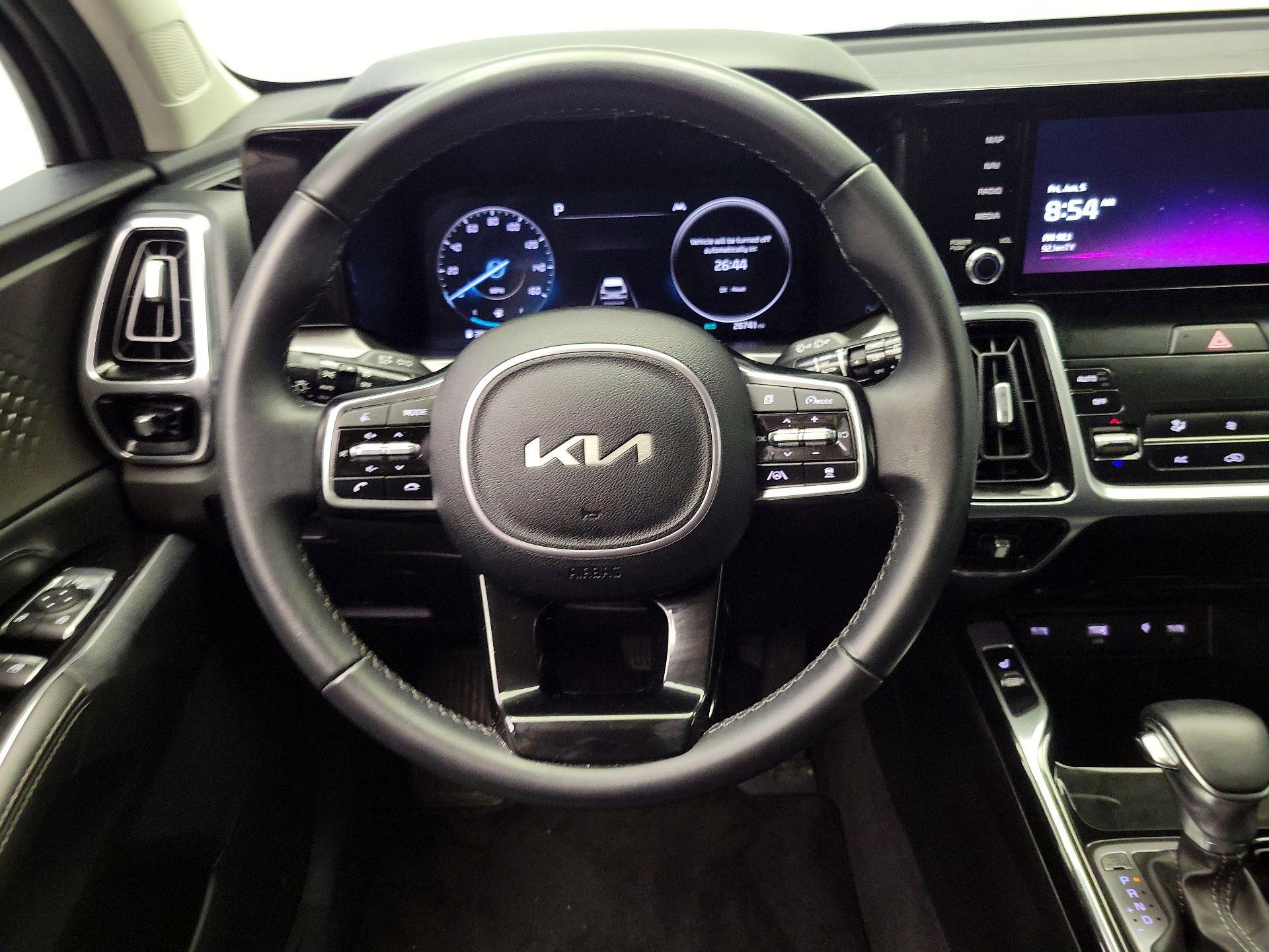 Thumbnail: 2023 Kia Sorento - 10