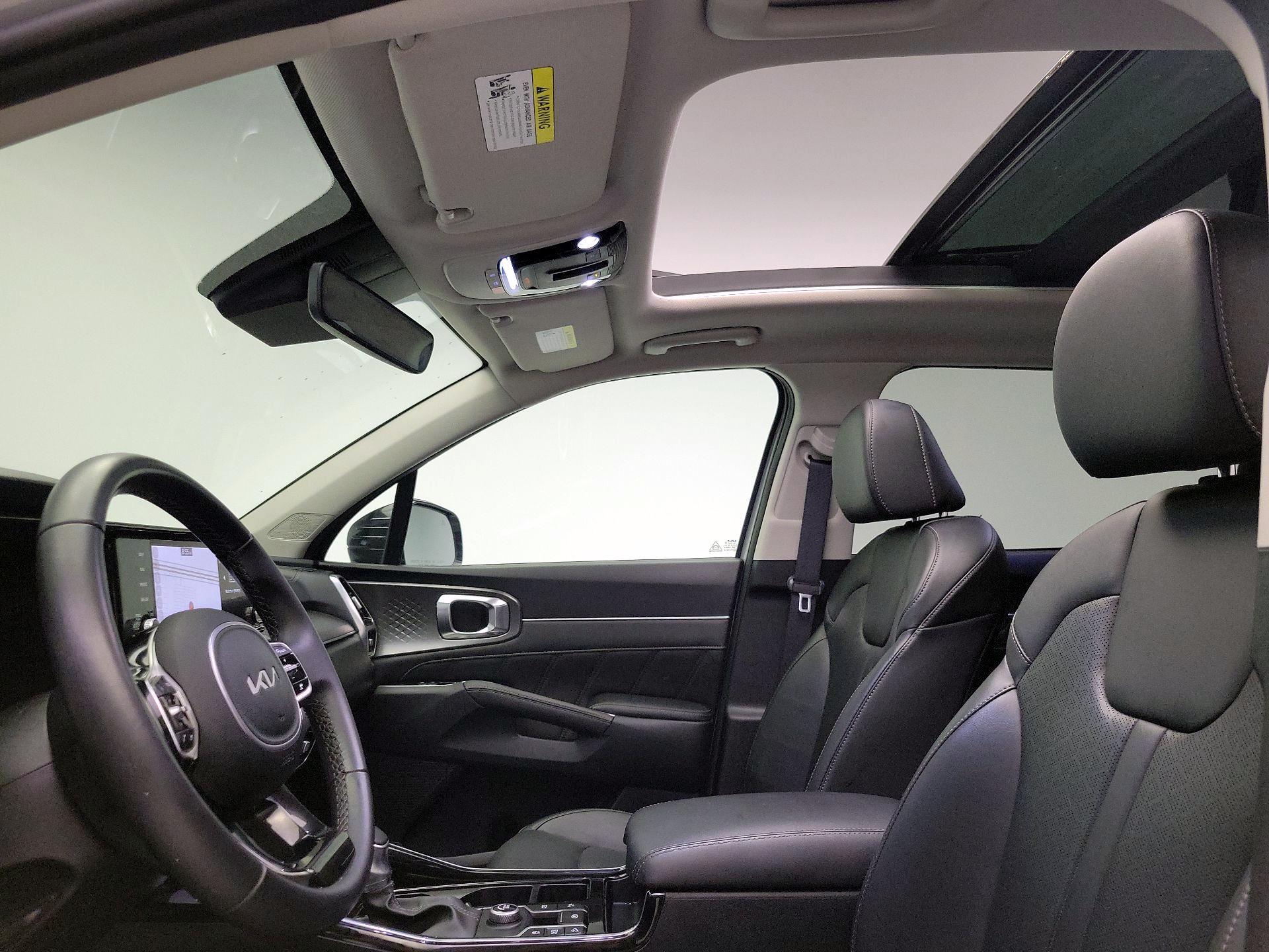 Thumbnail: 2023 Kia Sorento - 20