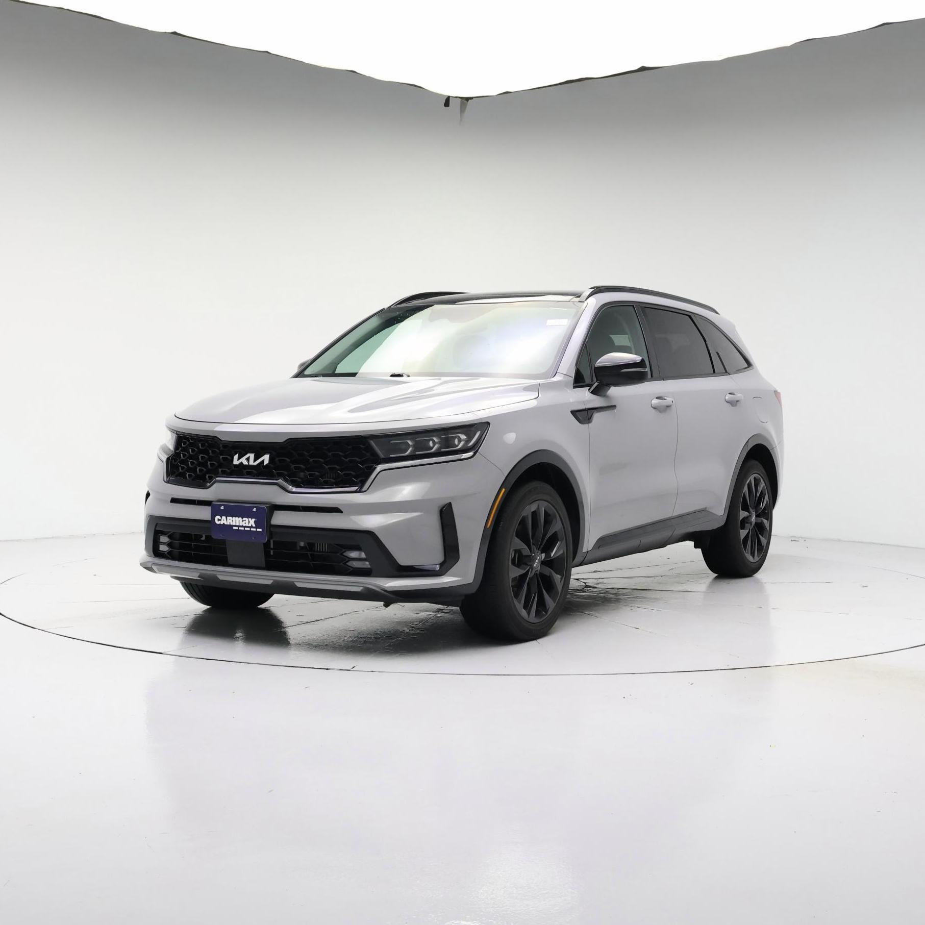 Thumbnail: 2023 Kia Sorento - 4