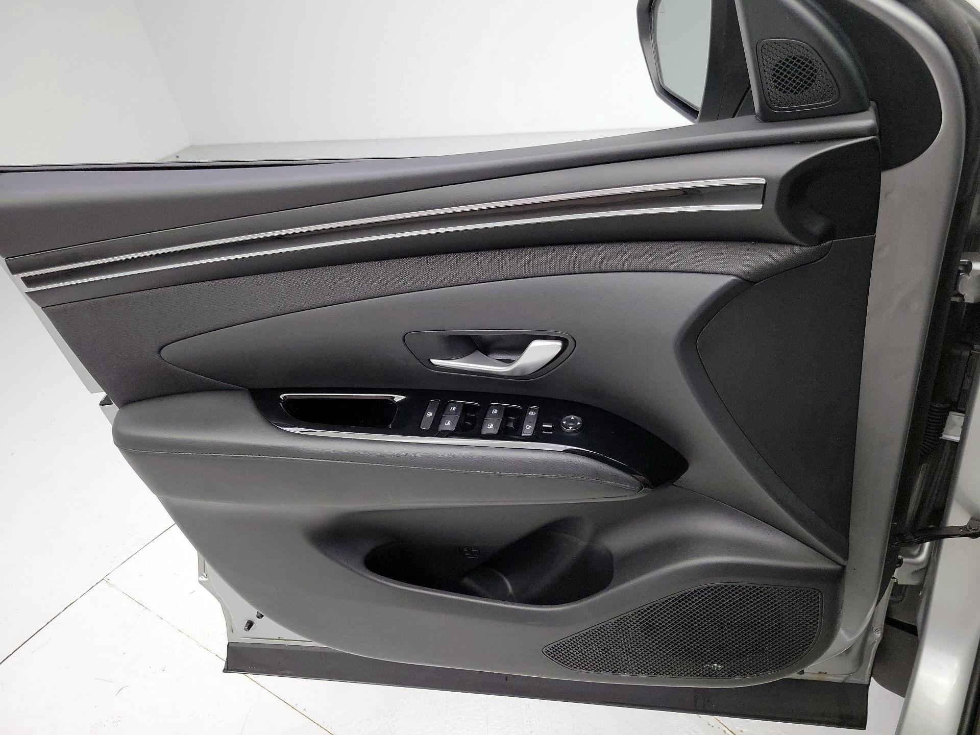 Thumbnail: 2022 Hyundai Tucson - 12