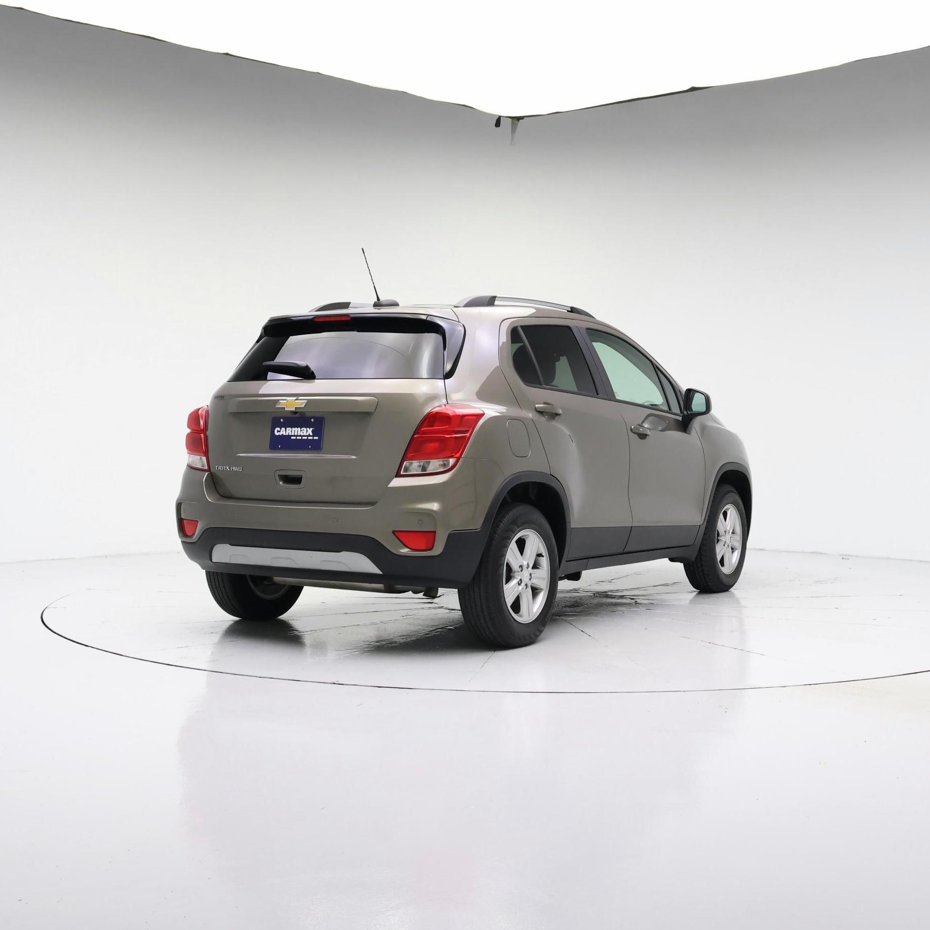 Thumbnail: 2022 Chevrolet Trax - 8