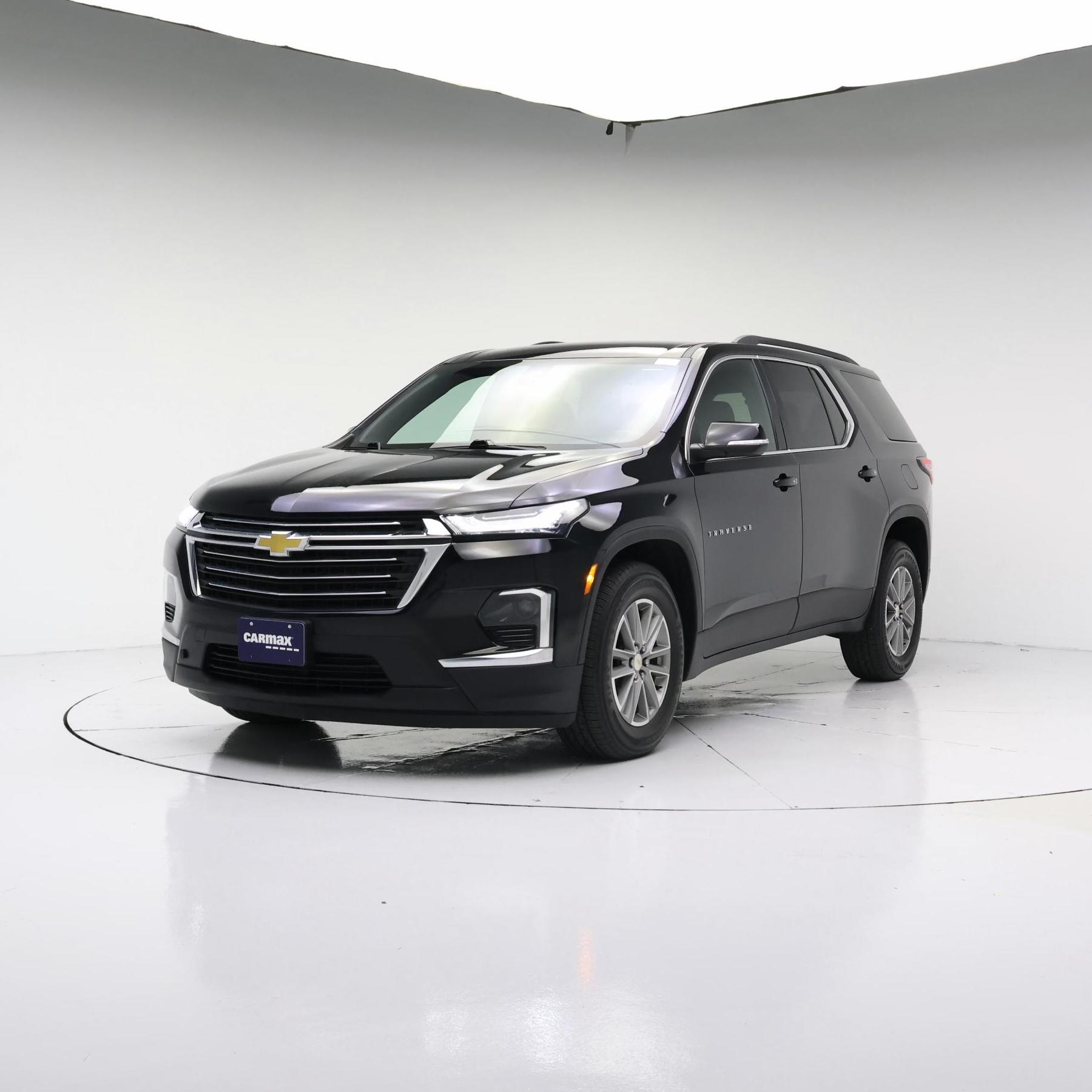 Thumbnail: 2022 Chevrolet Traverse - 4