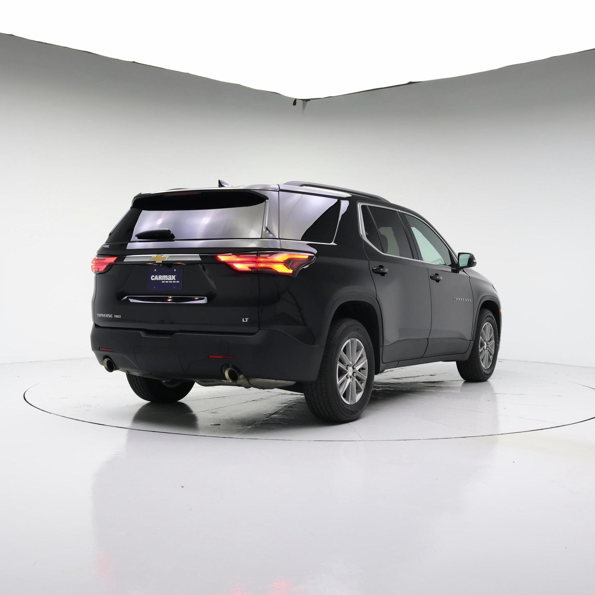 Thumbnail: 2022 Chevrolet Traverse - 8
