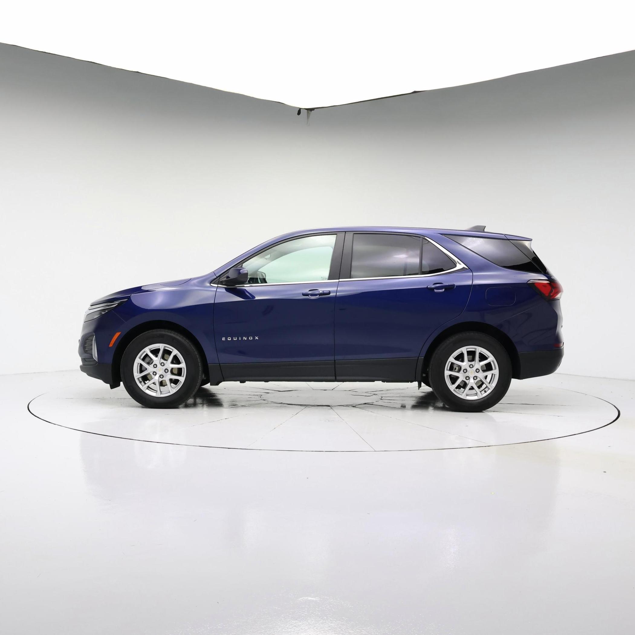 Thumbnail: 2022 Chevrolet Equinox - 7