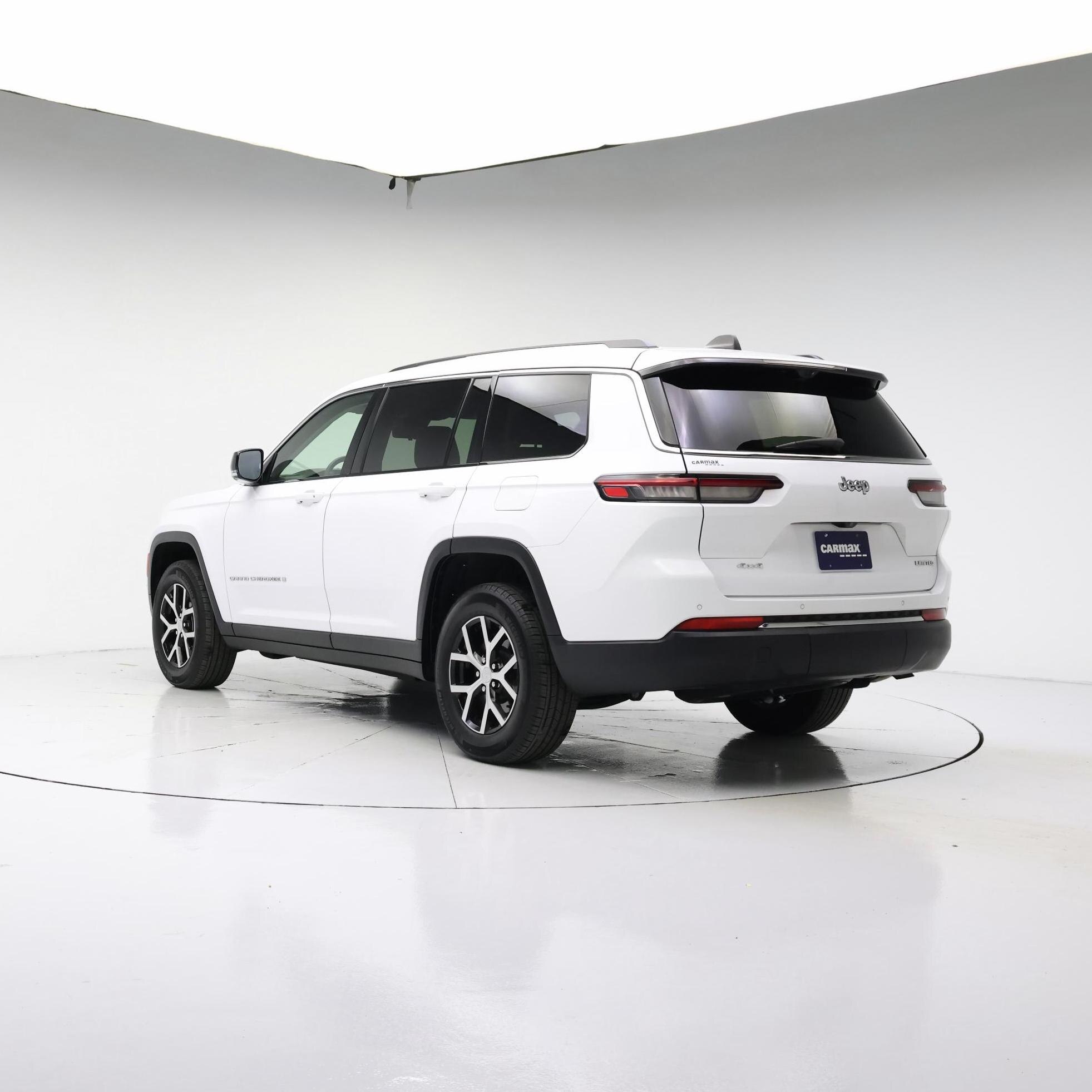 Thumbnail: 2023 Jeep Grand Cherokee L - 2