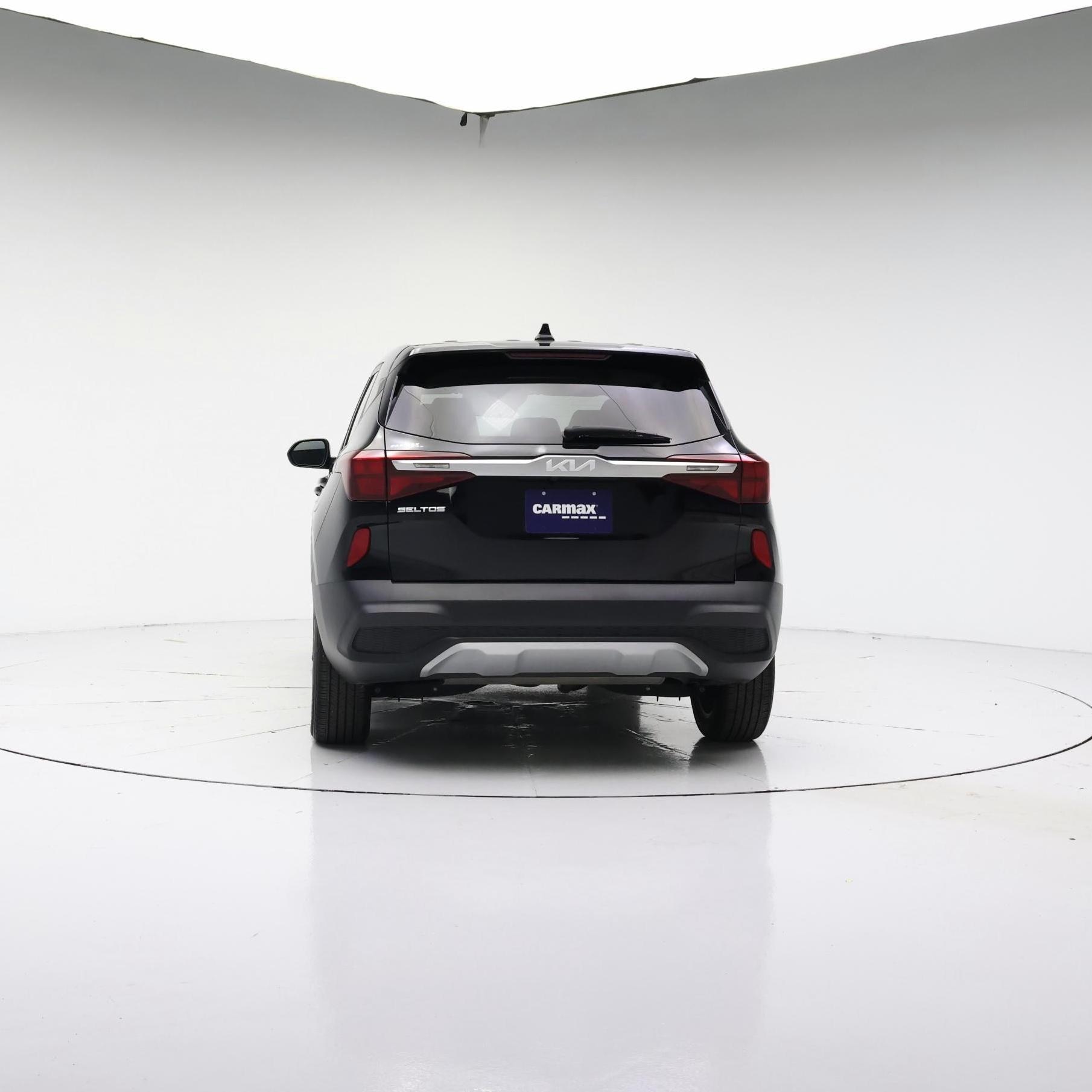 Thumbnail: 2023 Kia Seltos - 6