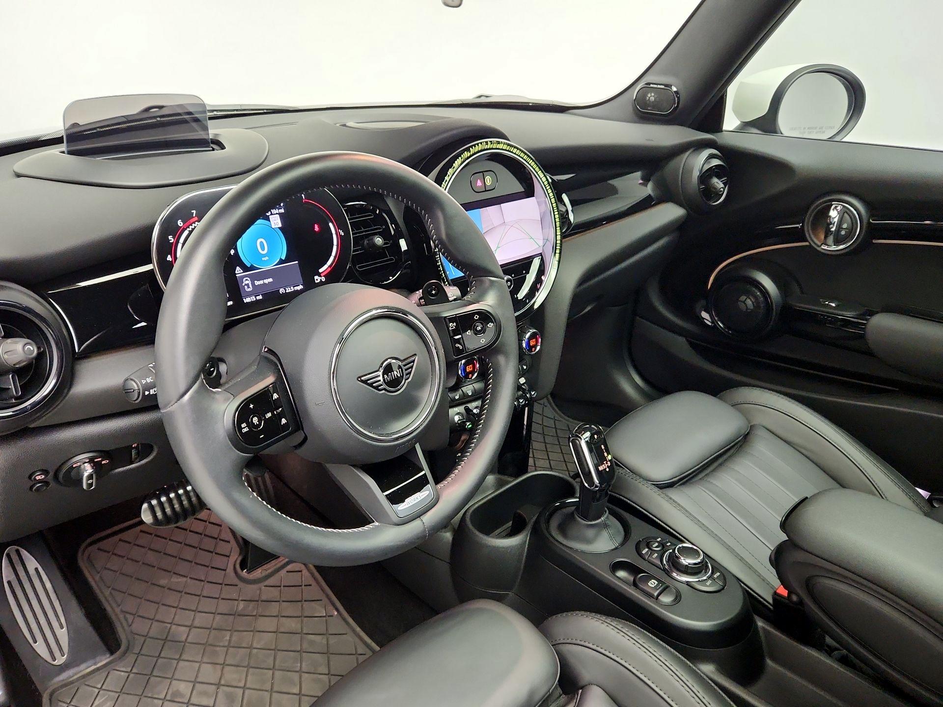 Thumbnail: 2023 MINI Cooper Hardtop - 9