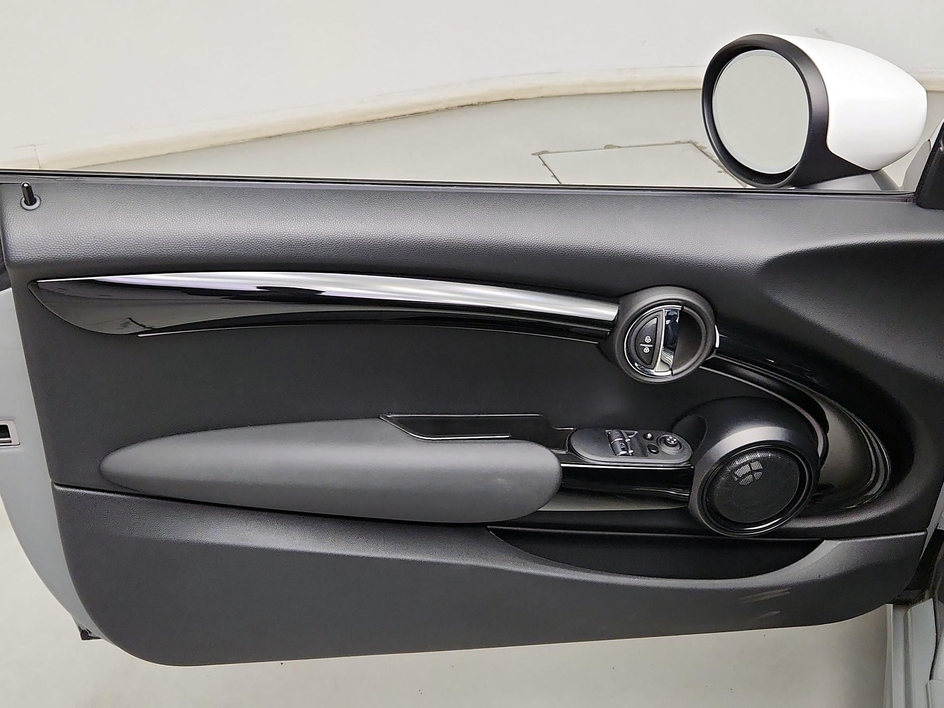 Thumbnail: 2023 MINI Cooper Hardtop - 12