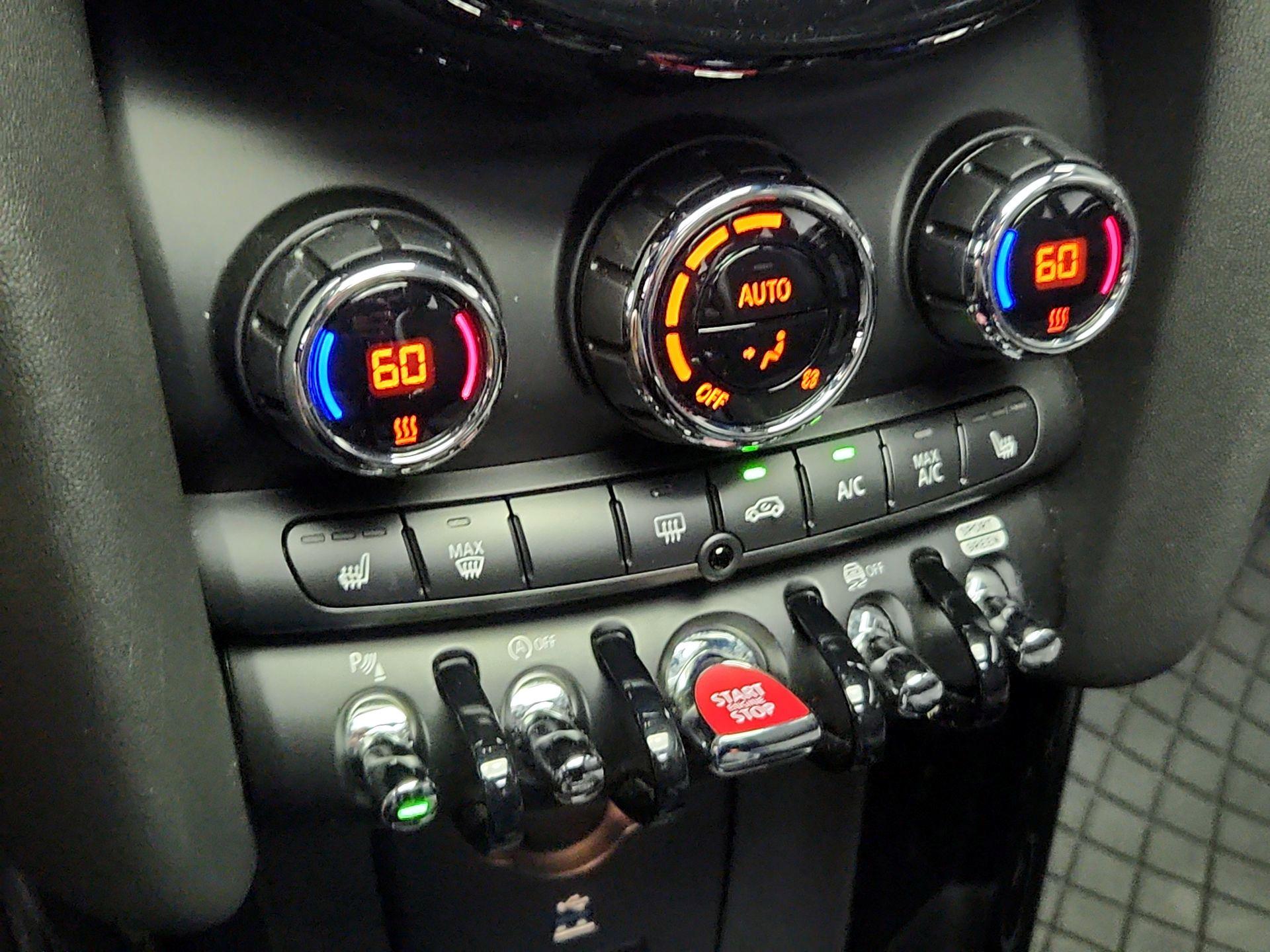 Thumbnail: 2023 MINI Cooper Hardtop - 16