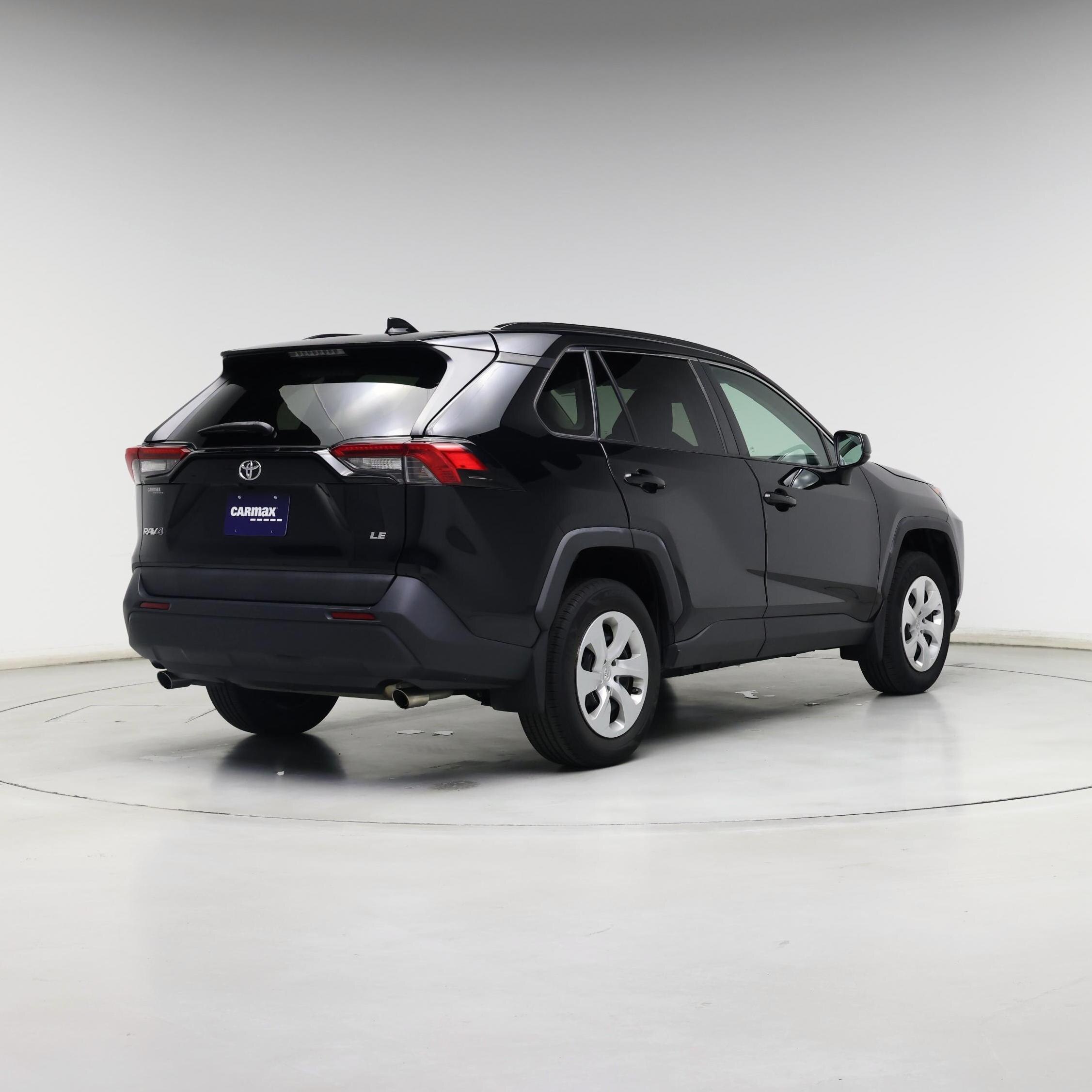 Thumbnail: 2019 Toyota RAV4 - 8